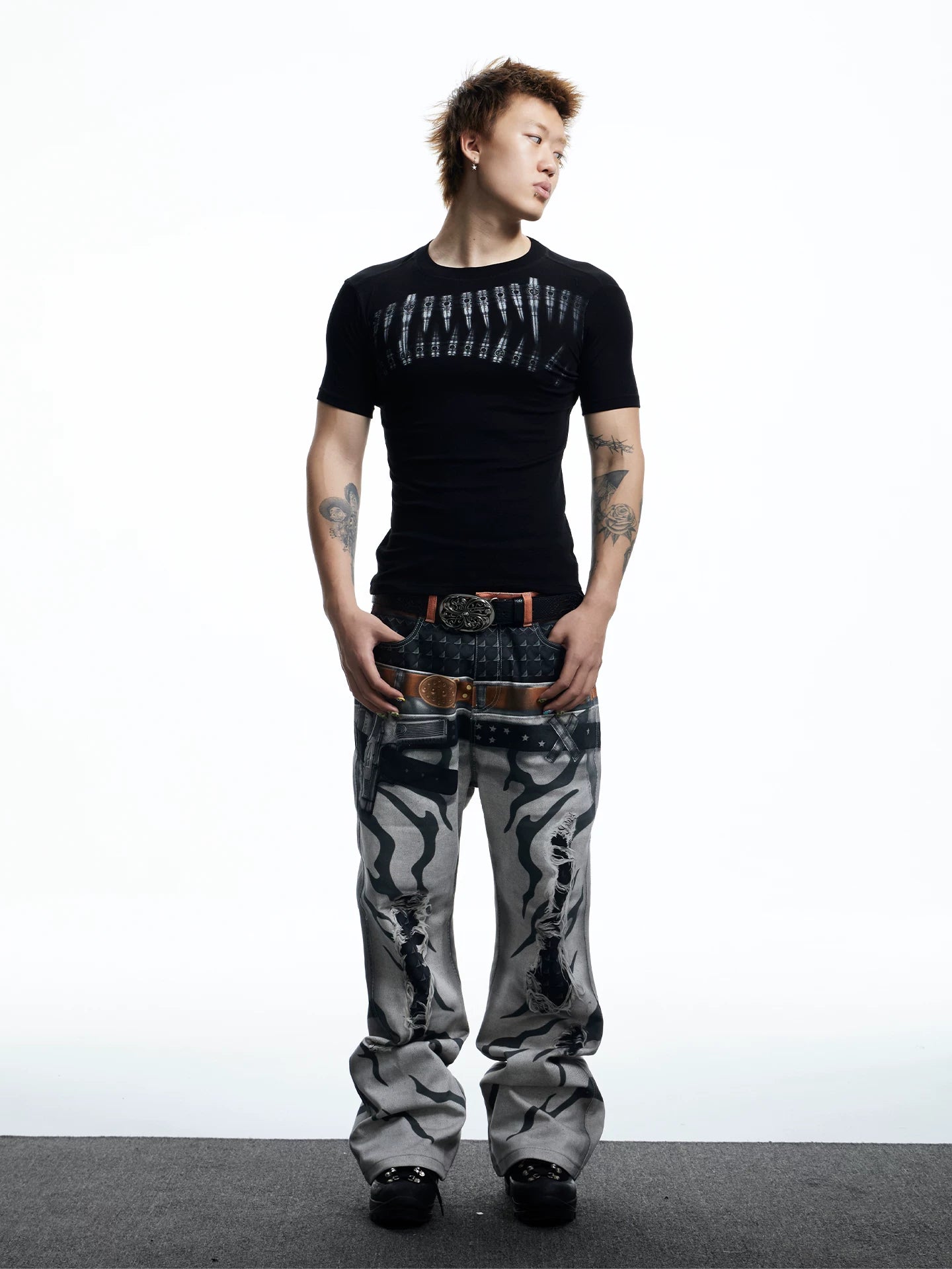 Graphic Teeth Print Slim Fit T-Shirt