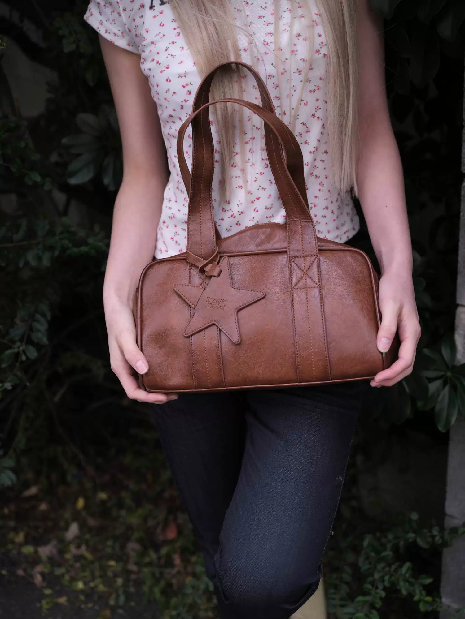 Vintage Star East-West Handbag - view 2