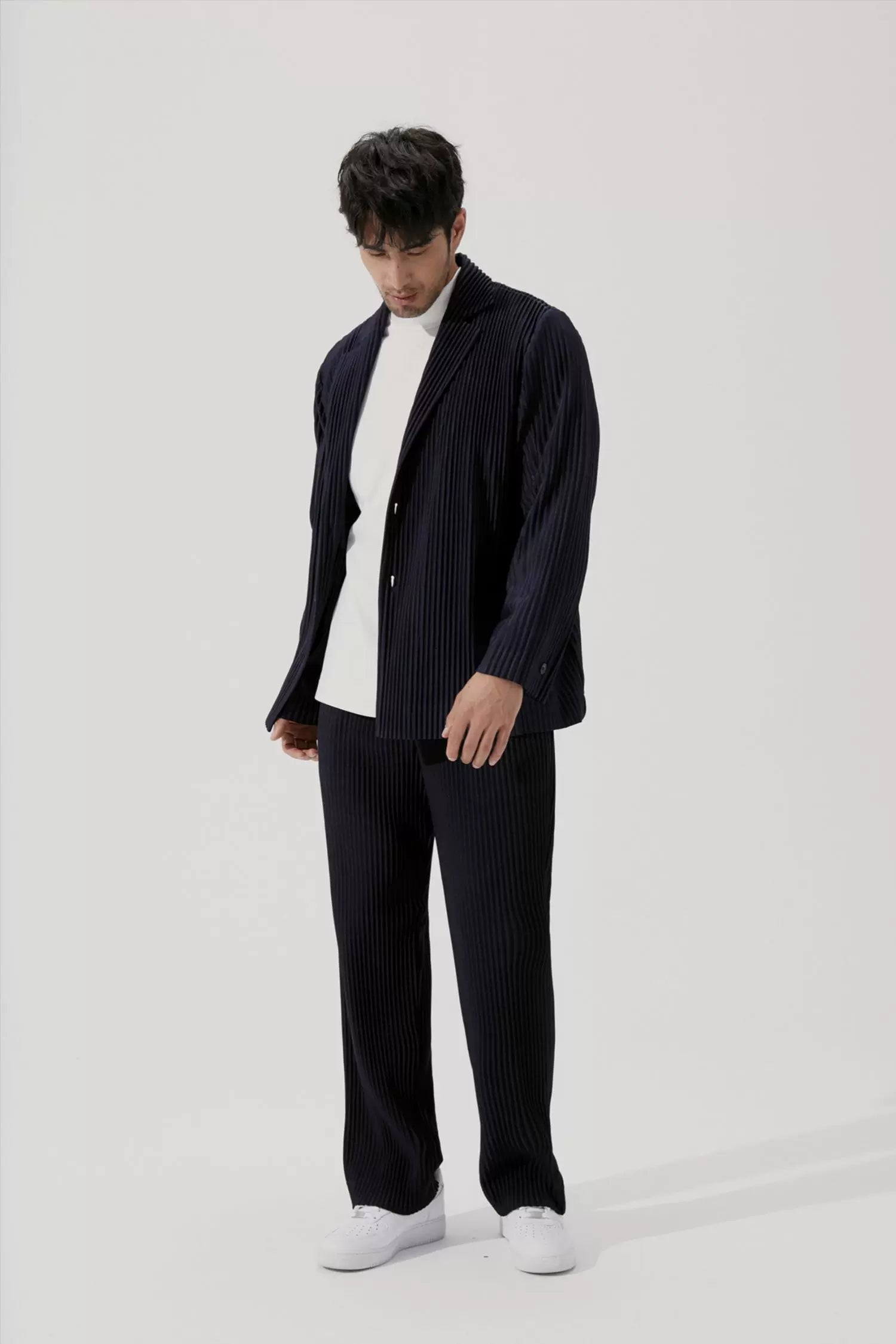 Frostline Pleated Straight-Leg Trousers