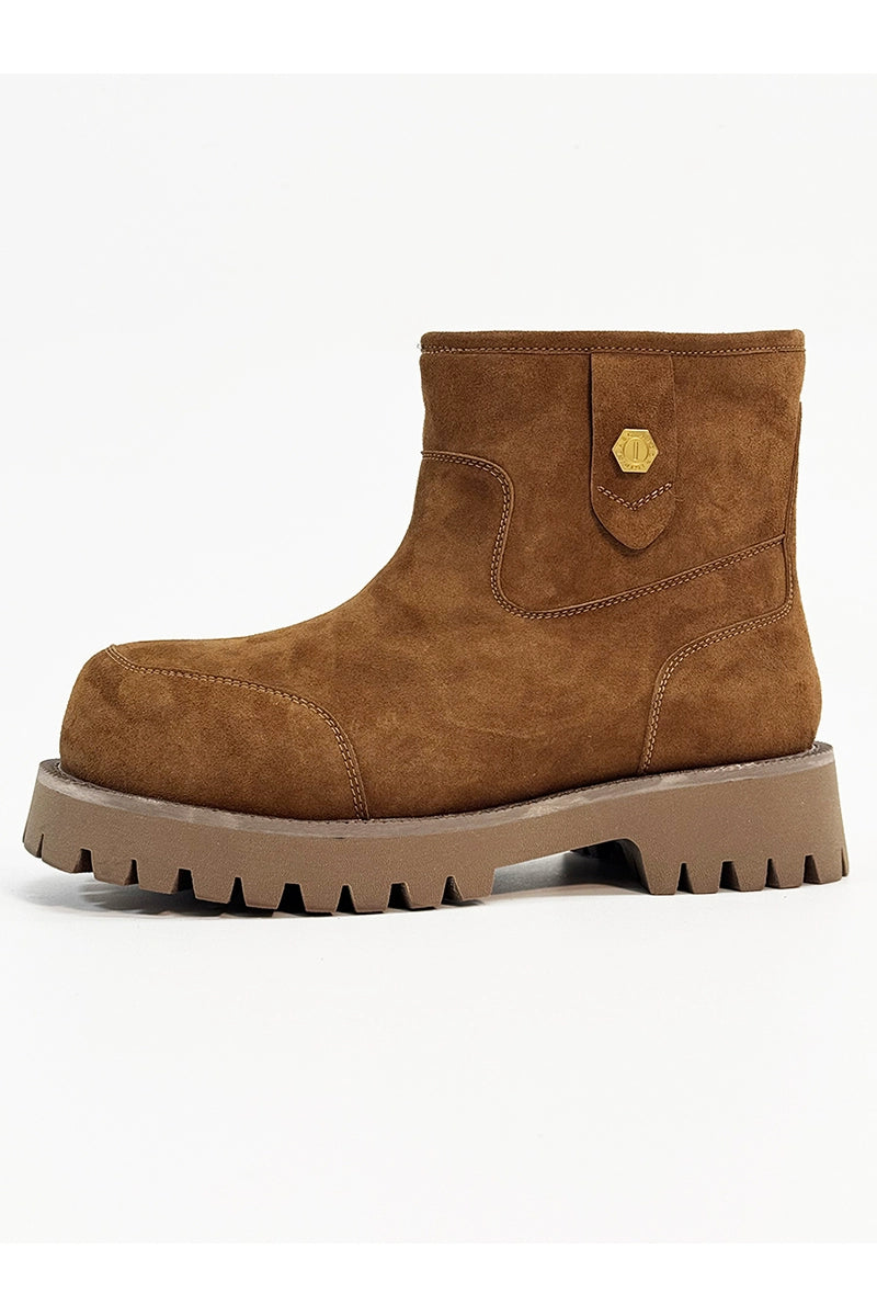Chunky Suede Winter-Ready Boots