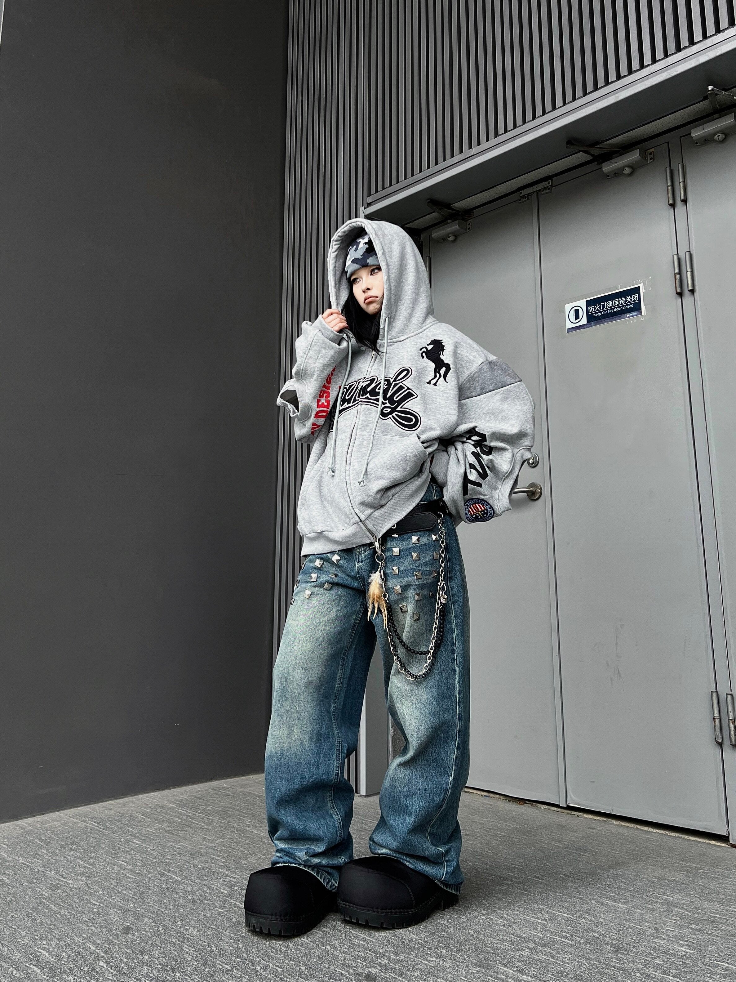 Men's Square Stud Whisker Washed Wide-Leg Jeans