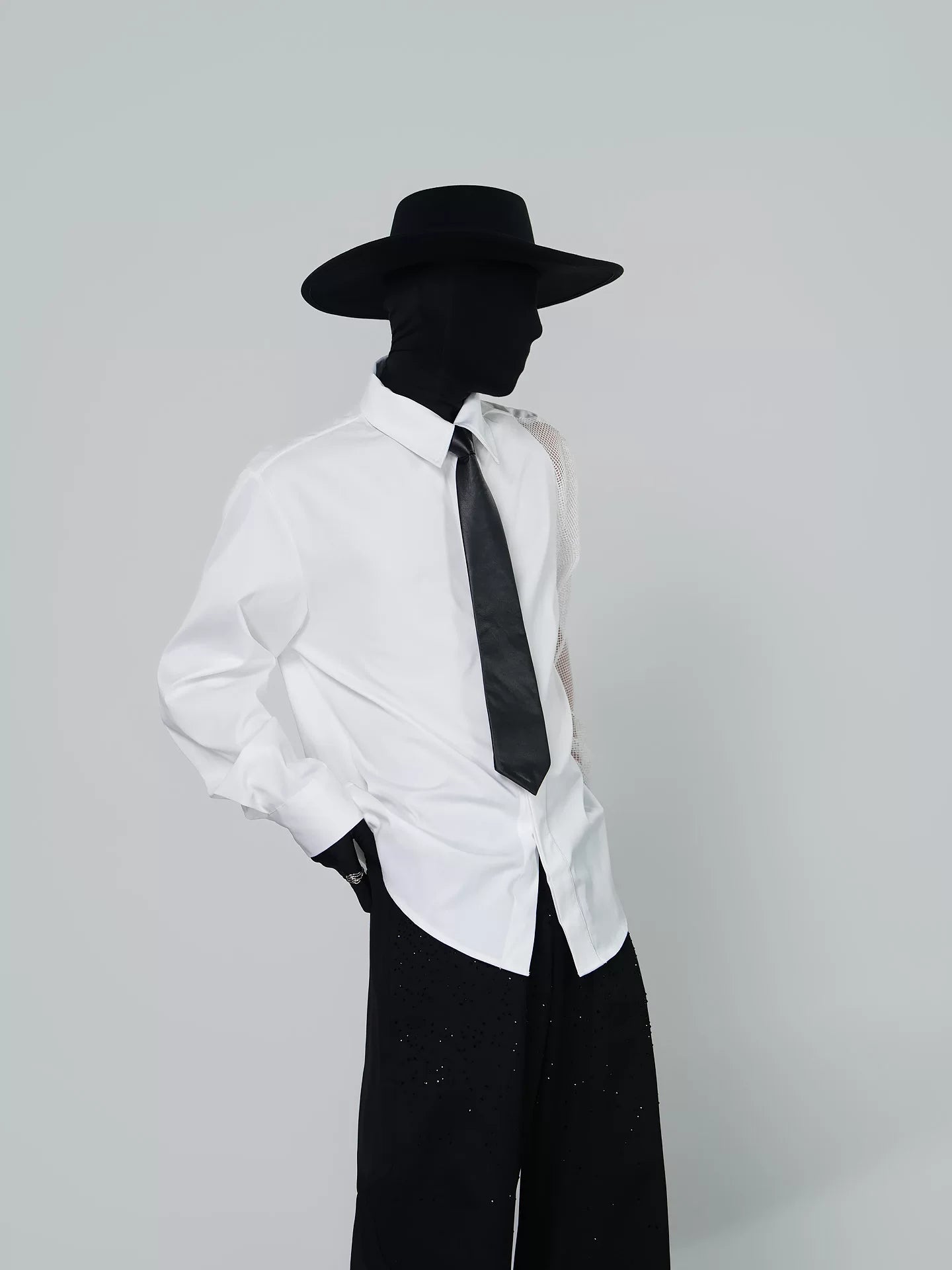Circuit Mesh-Sleeve Contrast Shirt