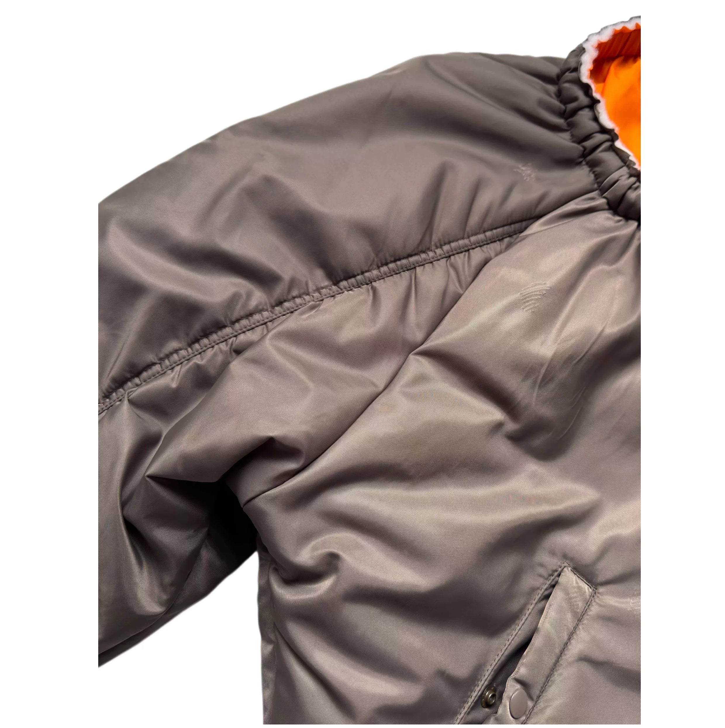 Ember‑Lined Halo Puffer Bomber
