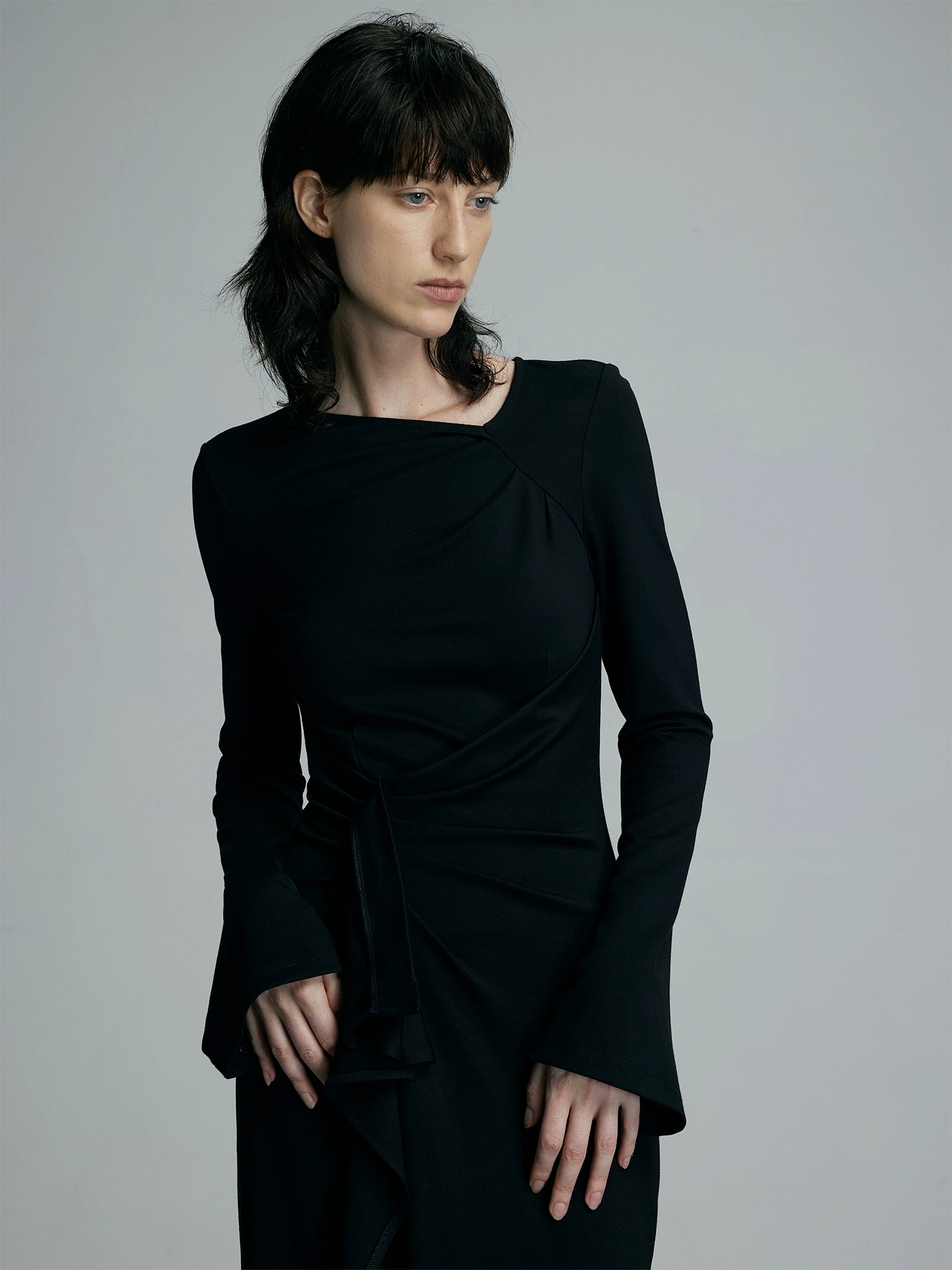 블랙 니트 드레스