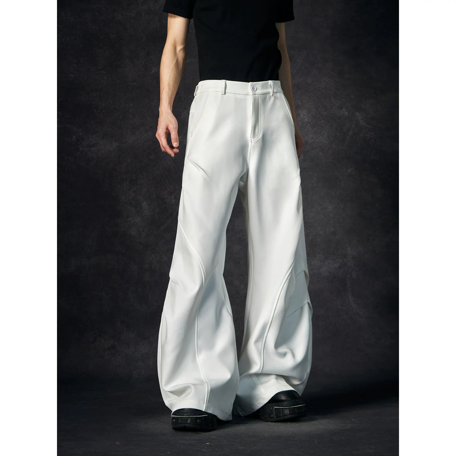 Wave Contour Wide‑Leg Trousers