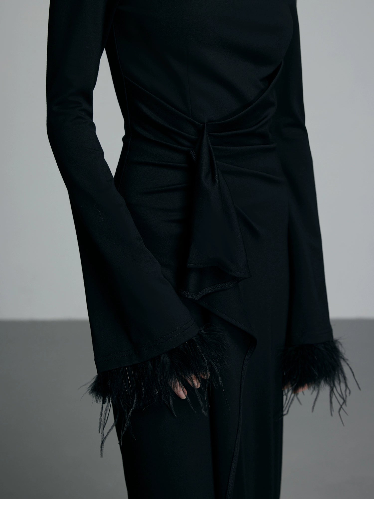 블랙 니트 드레스