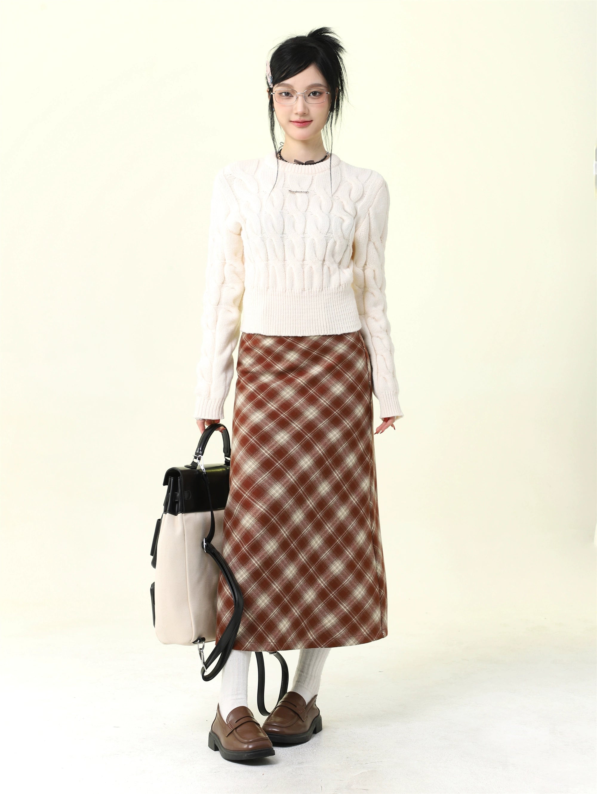 Falda midi de lana a cuadros rojo vintage