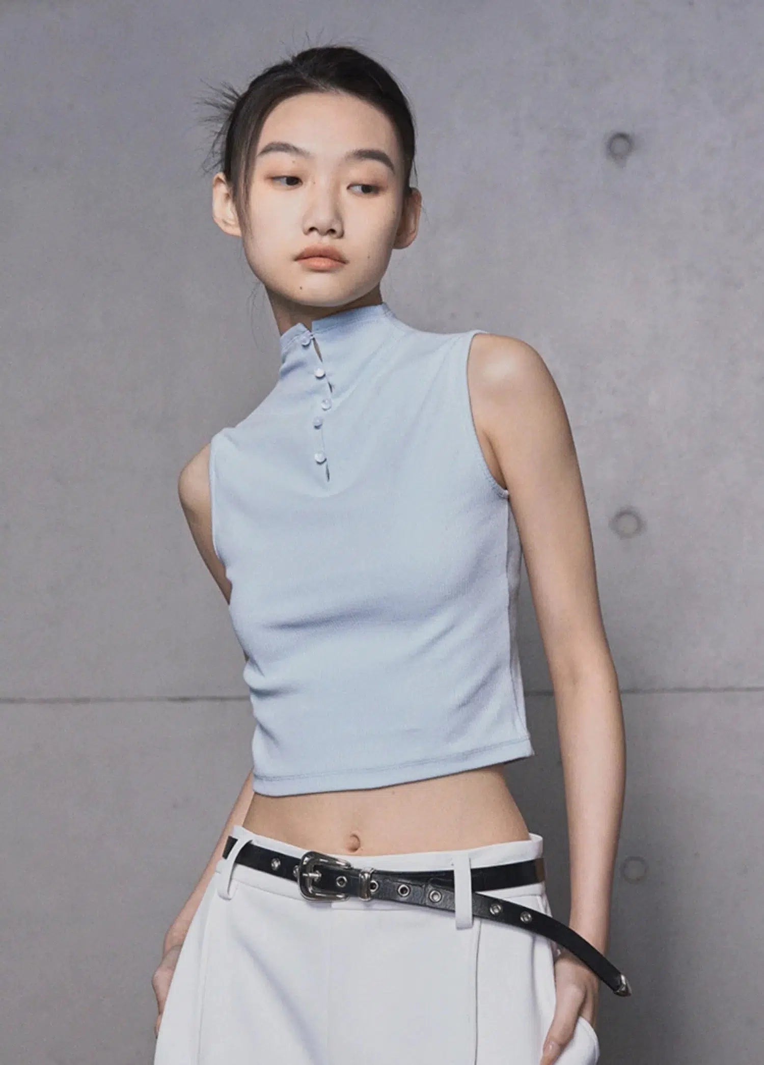 Slim Fit Cropped Vest - chiclara