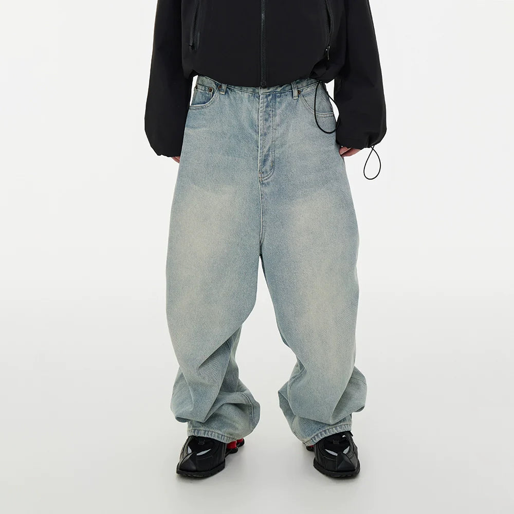 Light Wash Balloon Fit Jeans