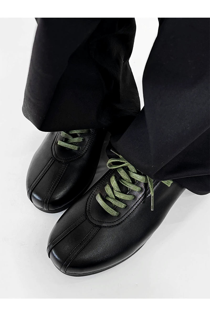 Black Split-Toe Derby Shoes with Green Laces