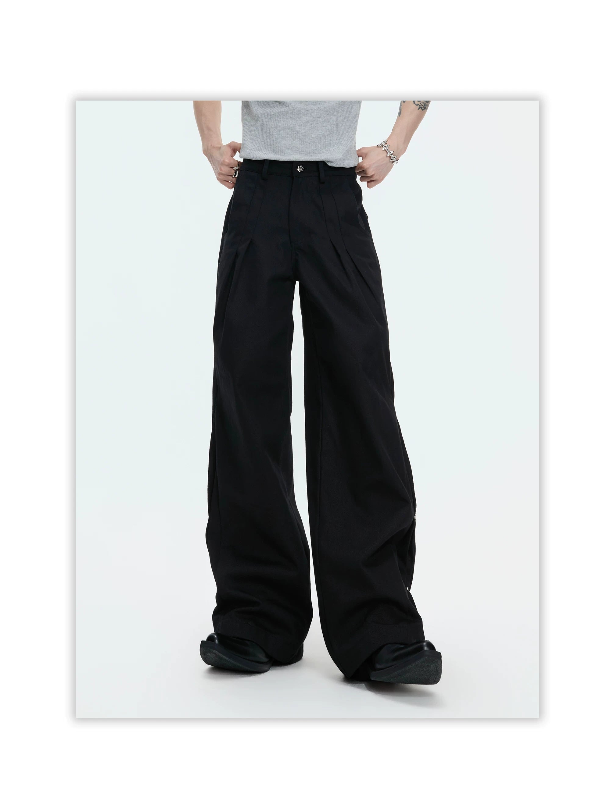 Snap Detail Draped Wide Leg Pants