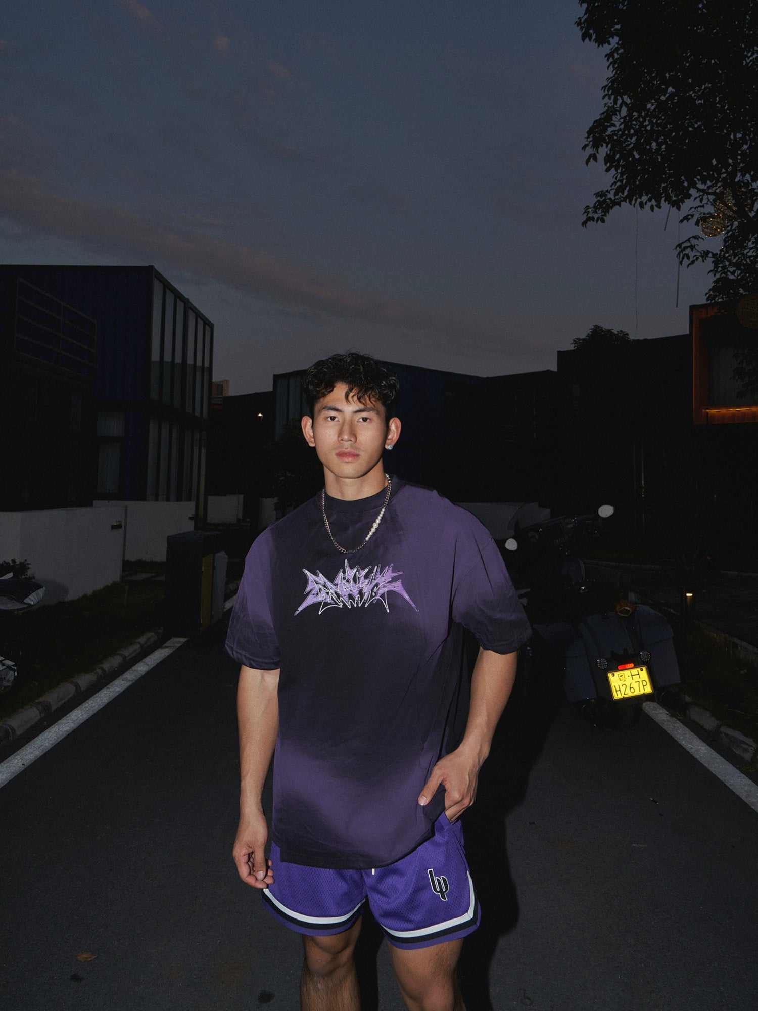 Street Graphic Logo Tee