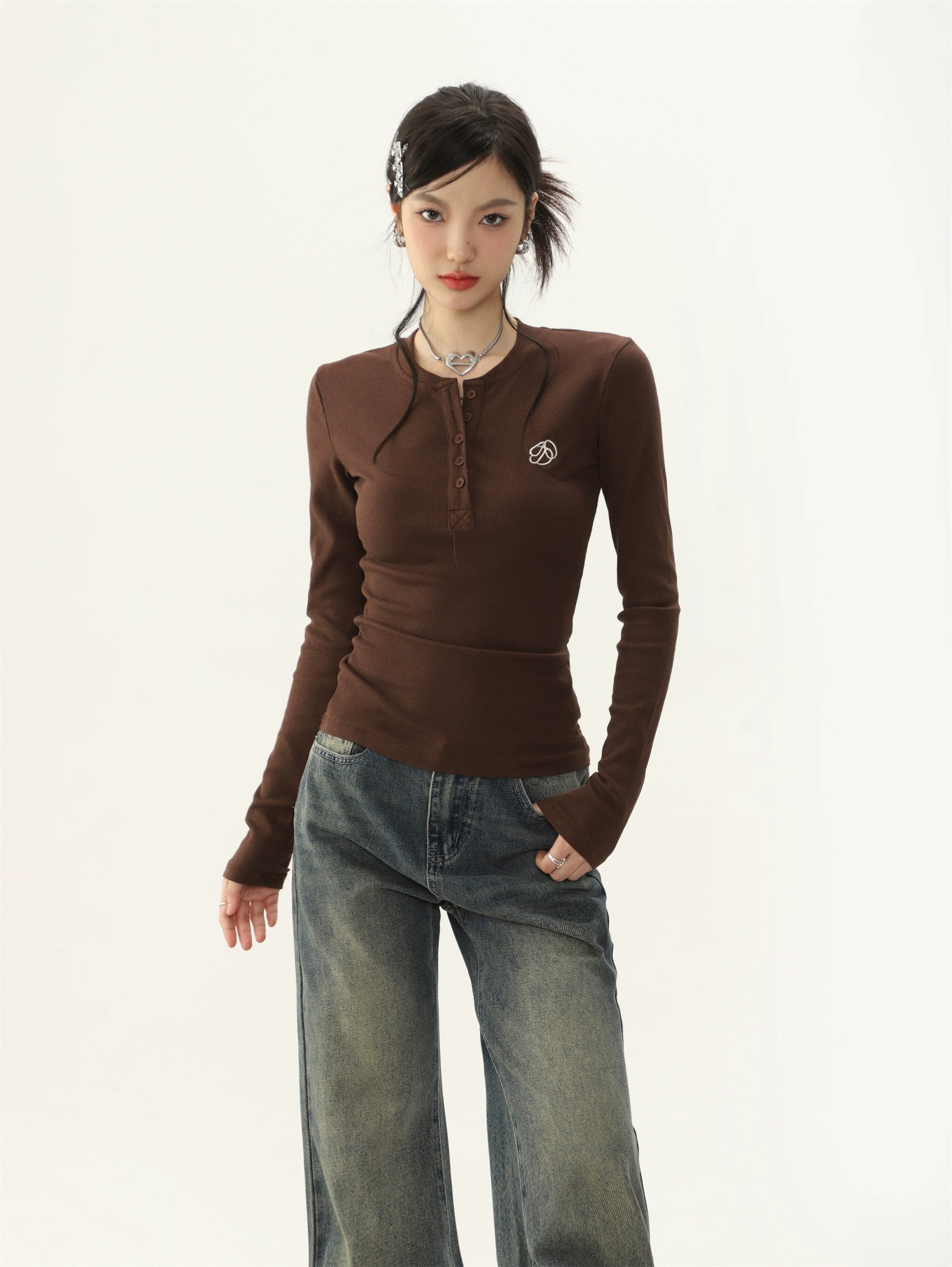 버튼 하프 오픈 칼라 레귤러 숄더 베이스 티셔츠