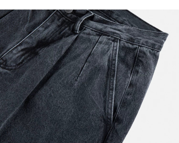 Taper Crest Vintage Wash Pleated Jeans