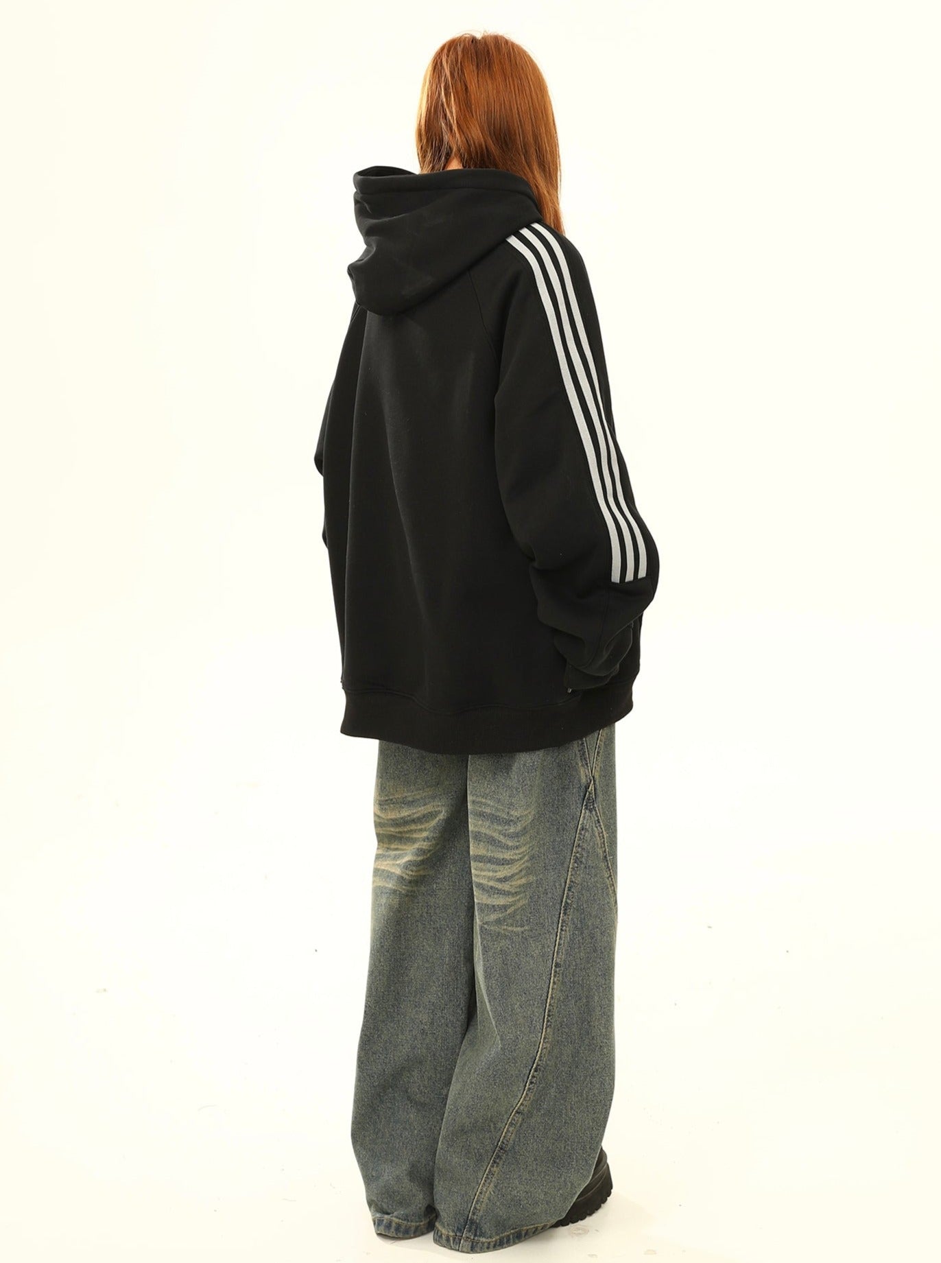 운동 스타일 그래픽 후드 재킷