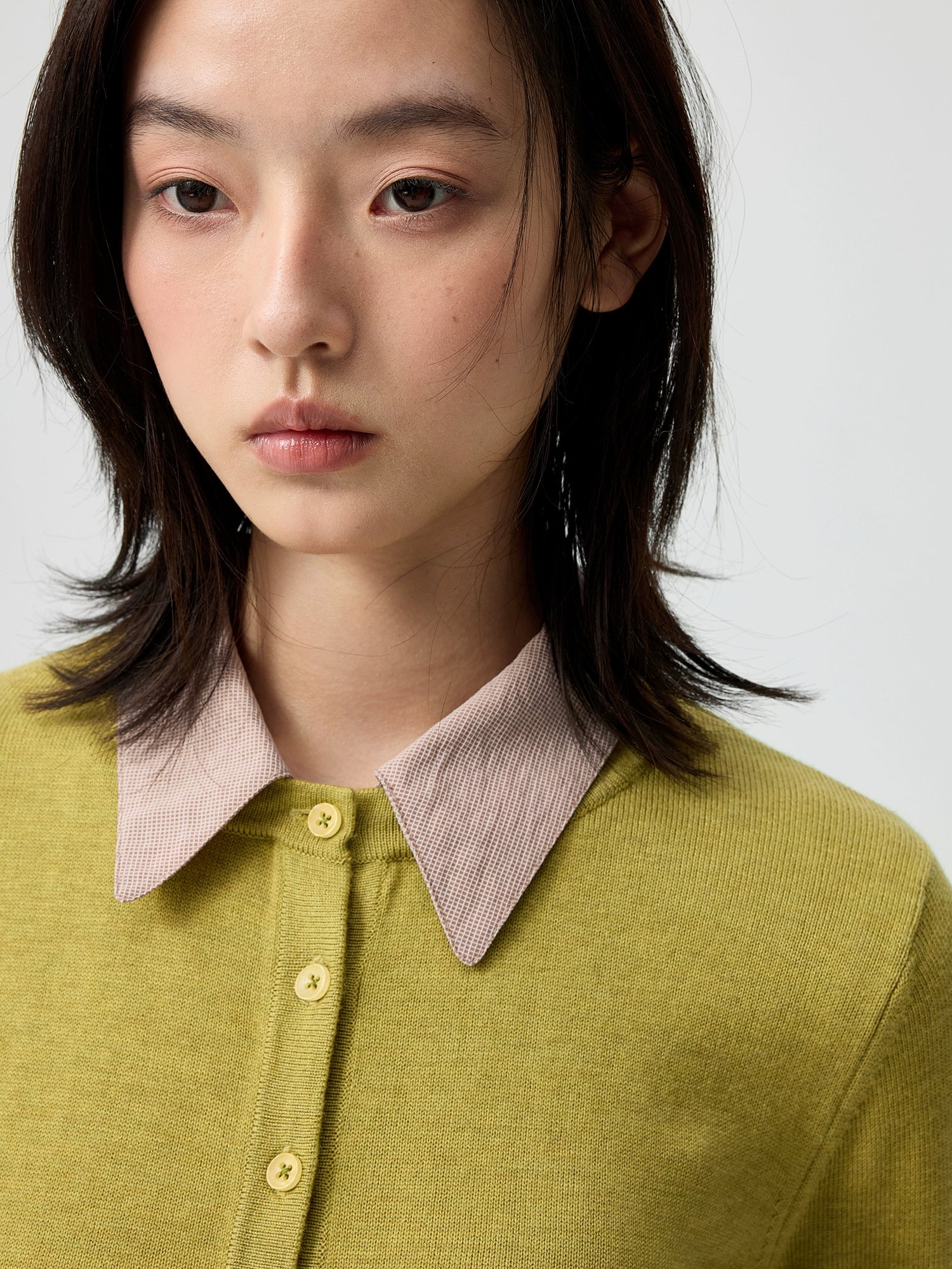 Button-Up Cardigan with Detachable Contrast Collar