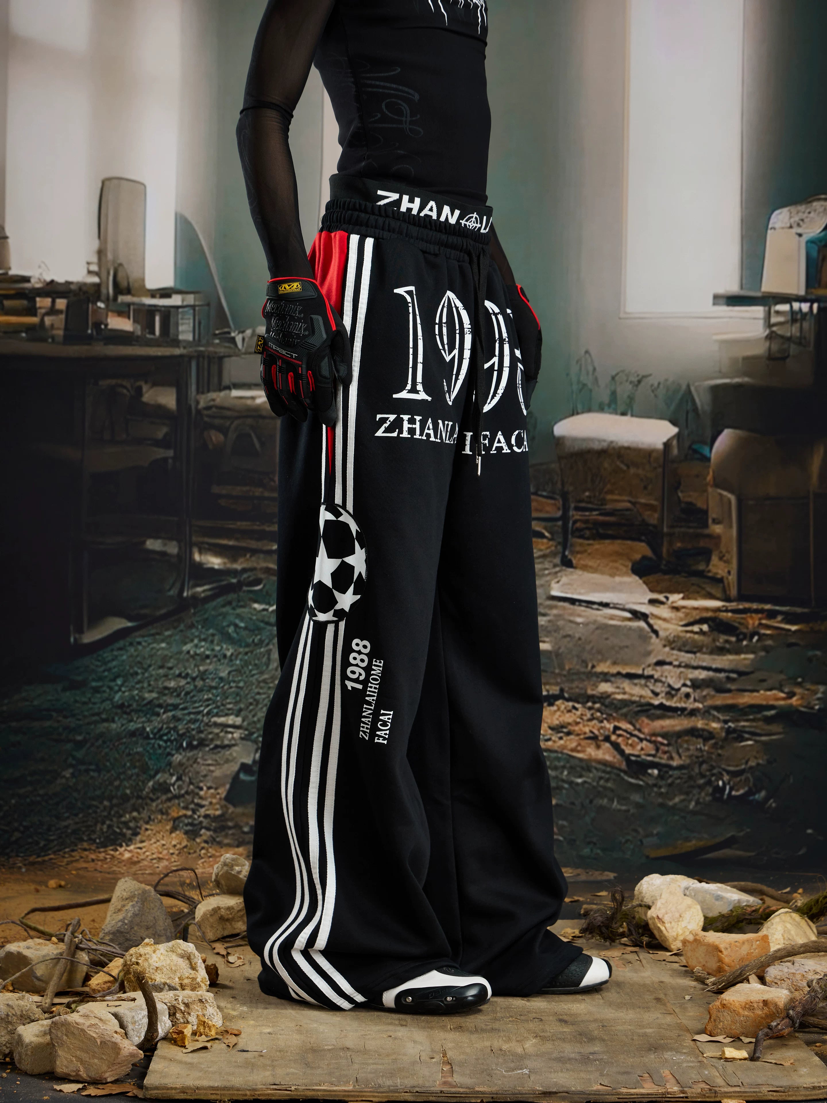 Midnight Track 1998 Graphic Sweat Pants