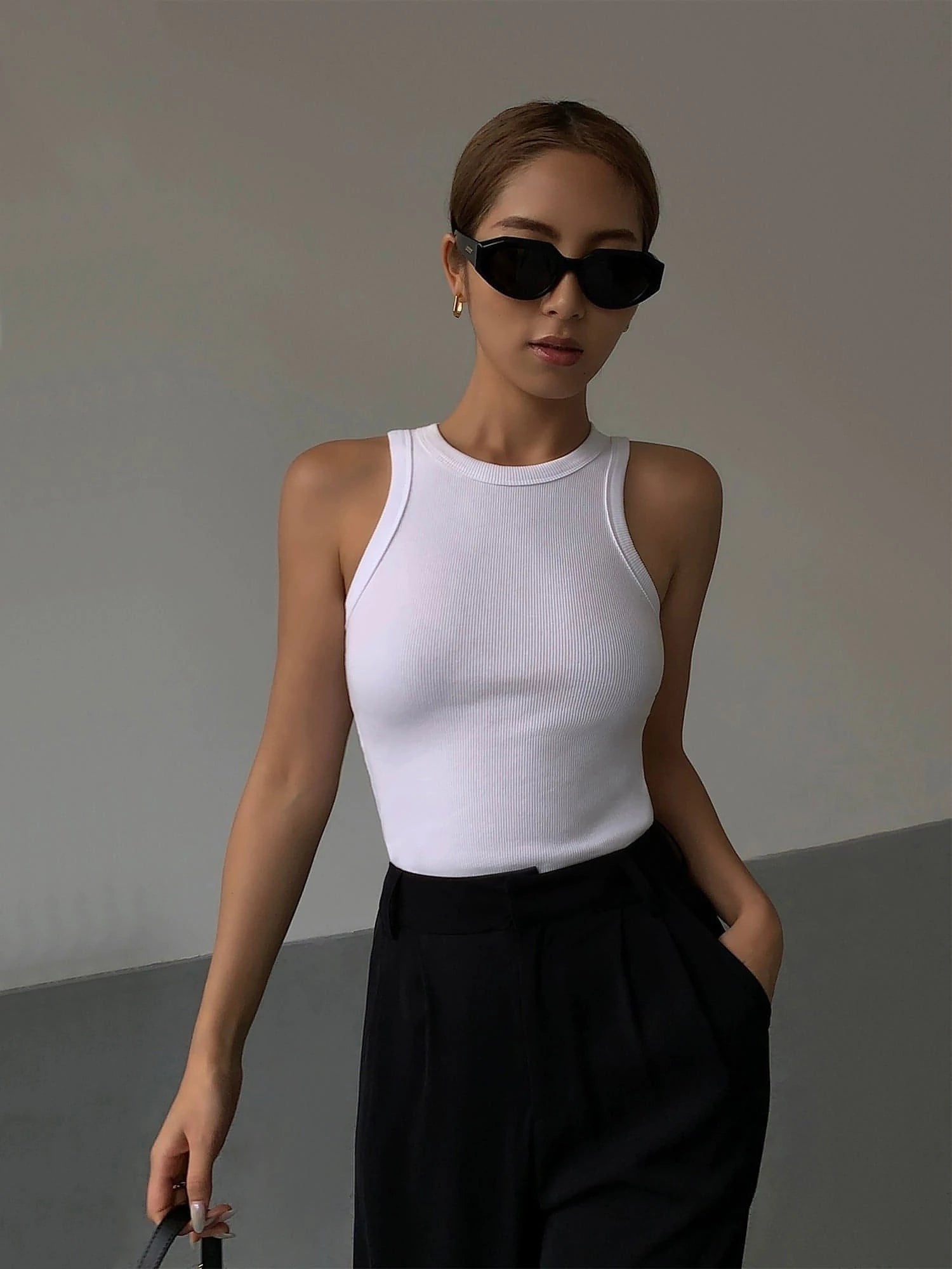 Summer Black Knitted Spaghetti Strap Tank Top - chiclara