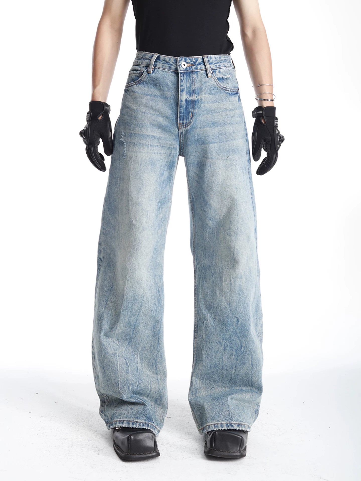Vintage Wash Barrel-Leg Jeans