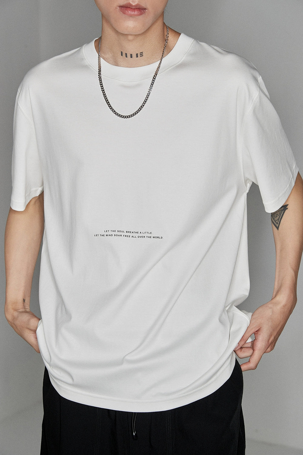 TEE estándar de impresión de letra de bloque de color