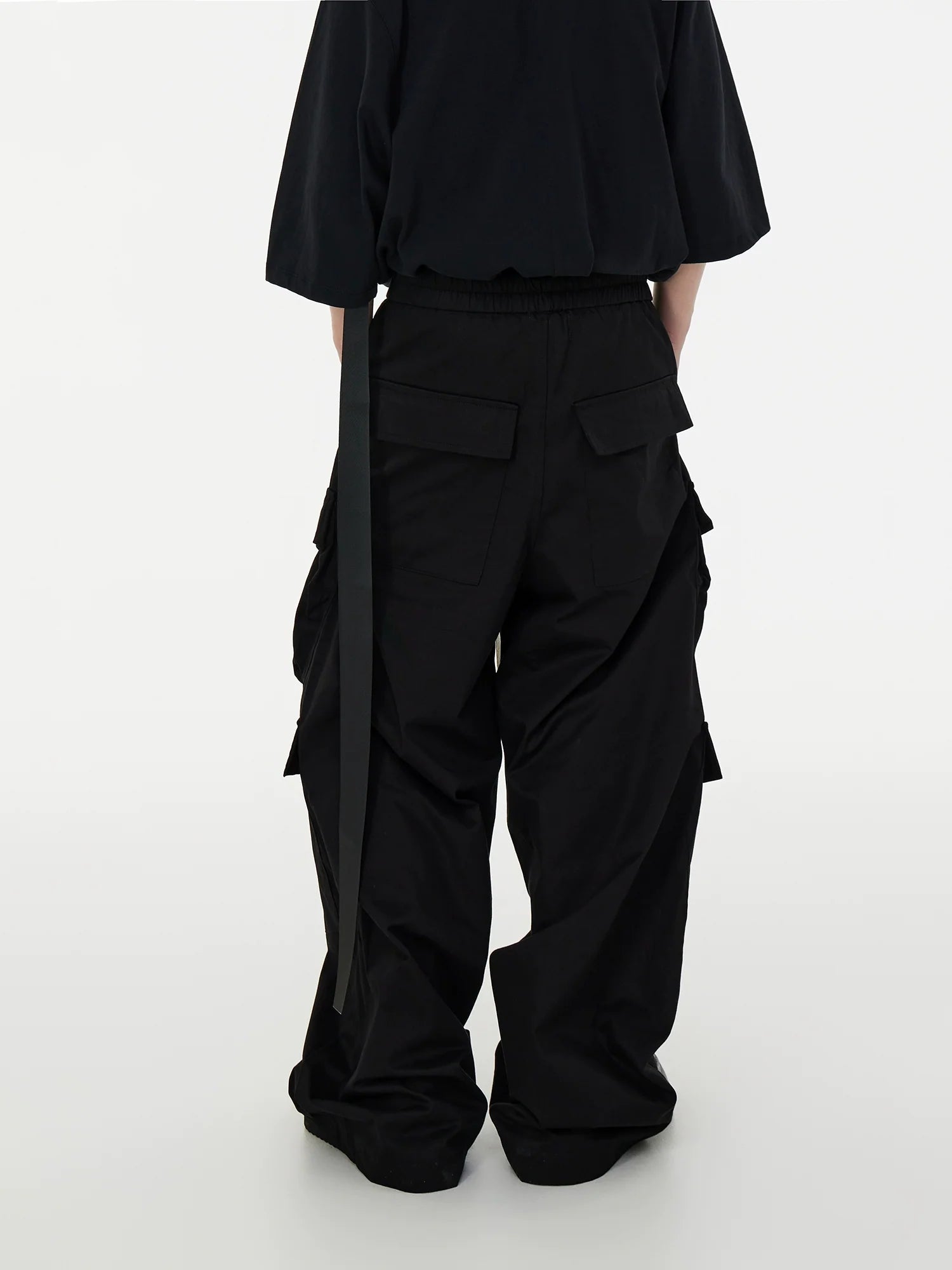 Black Drawstring Multi-Pocket Dragging Cargo Pants