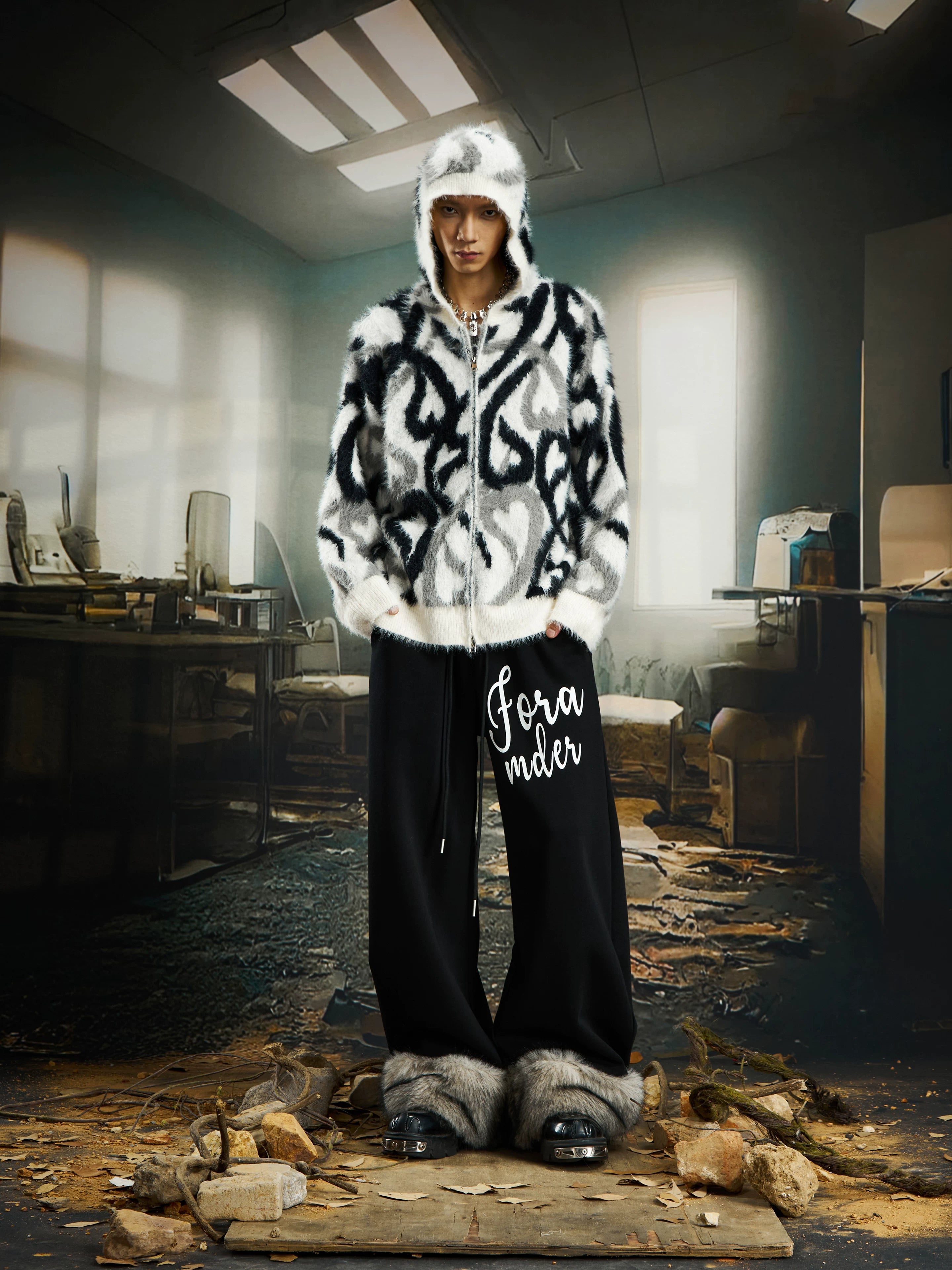 Frostbound Script Fleece‑Cuff Lounge Pants