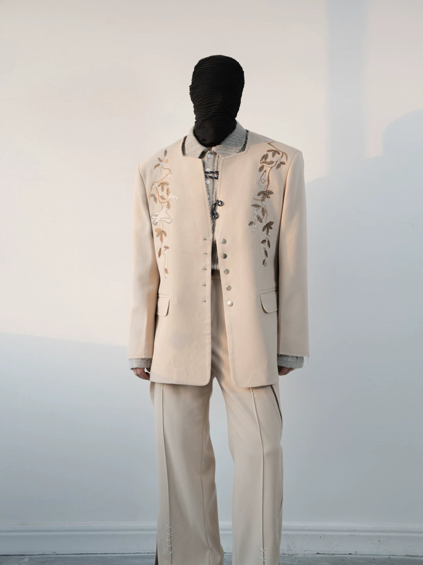 Sand Garden Embroidered Blazer