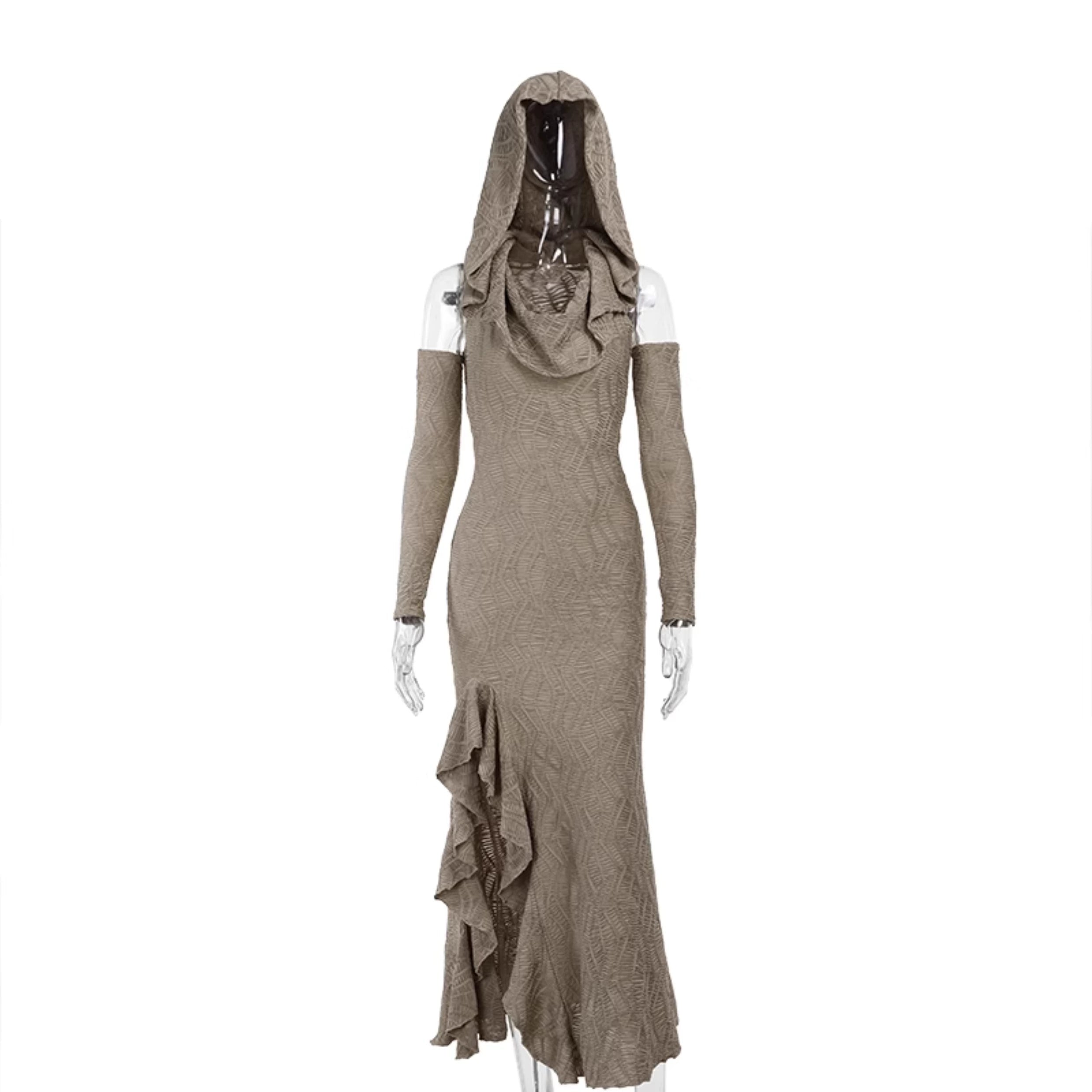 Wannathis Avantgarde -Kapuze Maxi Kleid - Taupe kaltes Schulterkleid mit Rüschendetails