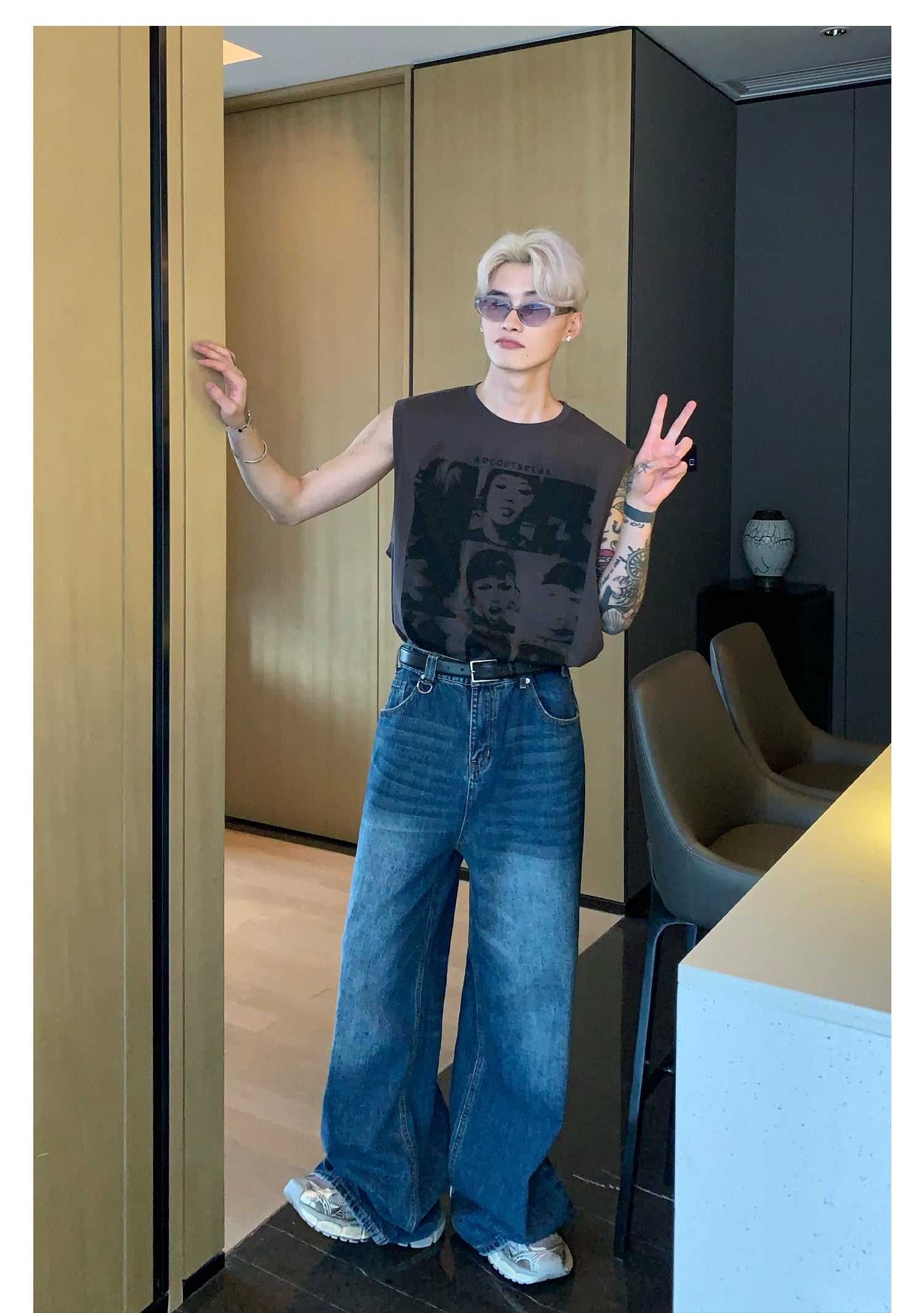 Straight-Wide-Leg Wash Jeans