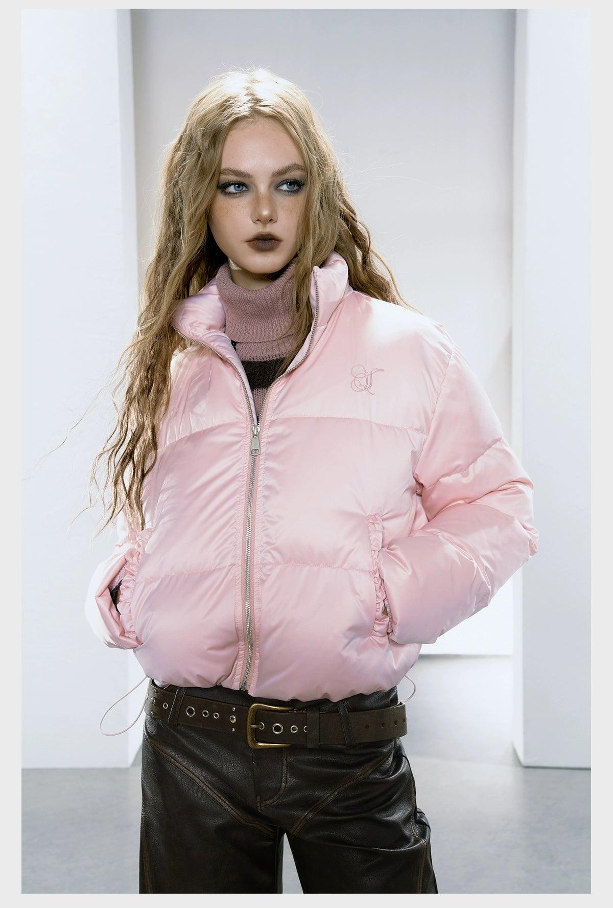 Golpe de chaqueta hinchadora recortada para mujer Pose - Pastel acolchado con cremallera con cremallera y bolsillos Ruchados