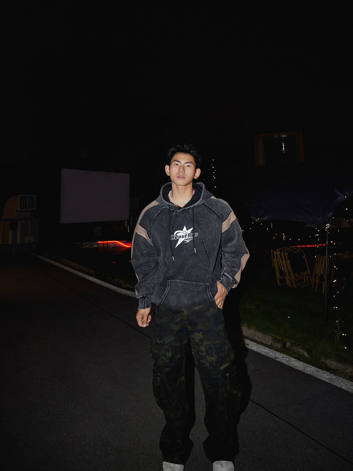 Side Zipper Pocket Camo Cargo Pants