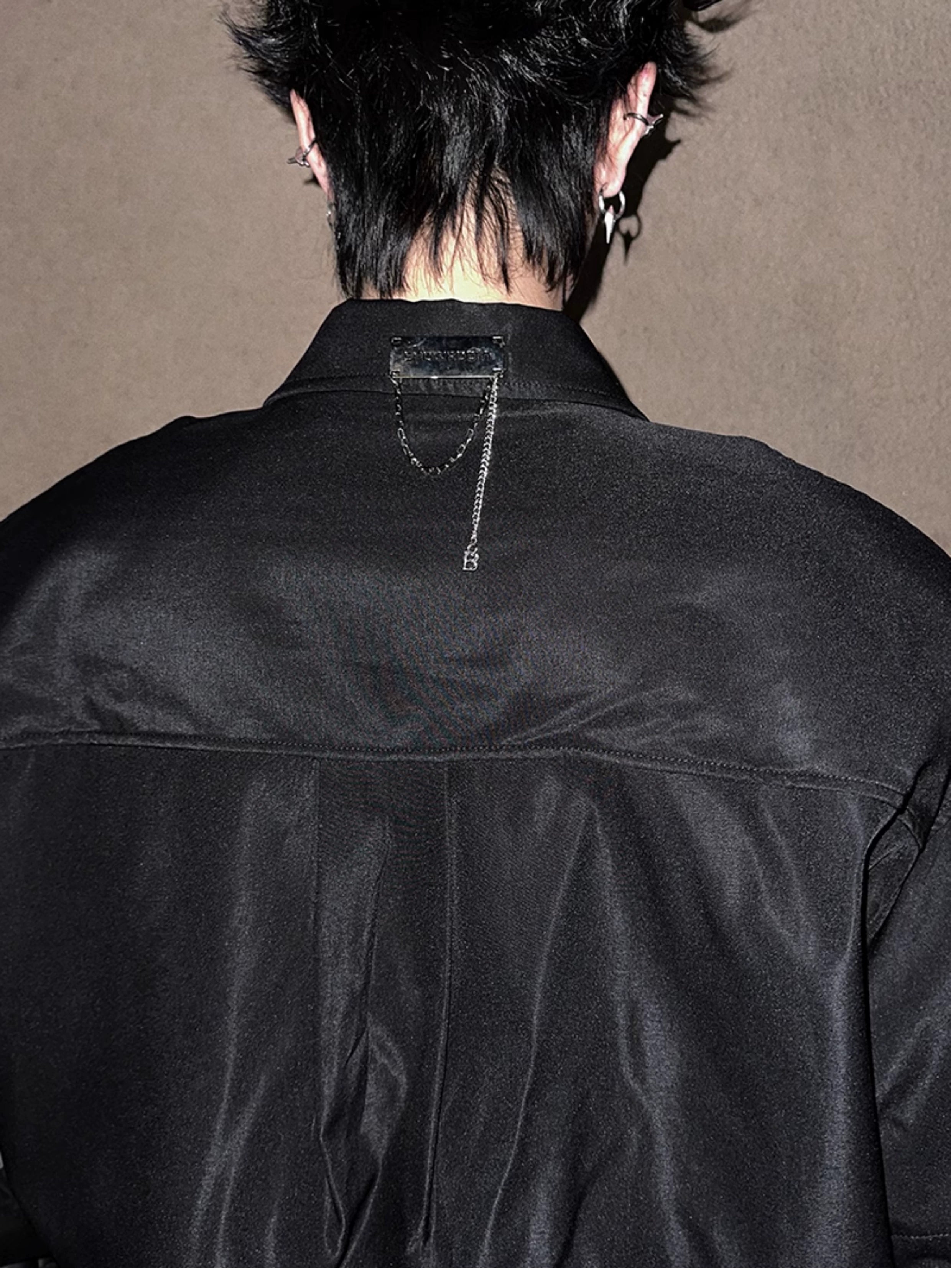 Detachable Sleeve Shirt