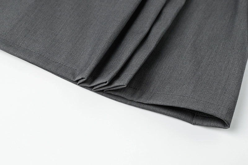 Weißes Kurzarmhemd mit Krawatten-JK-Stil