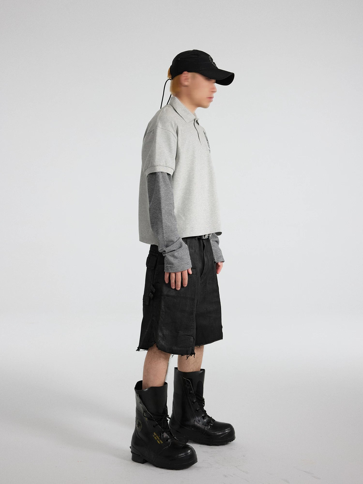 Voidline Fray-Hem Satchel Shorts