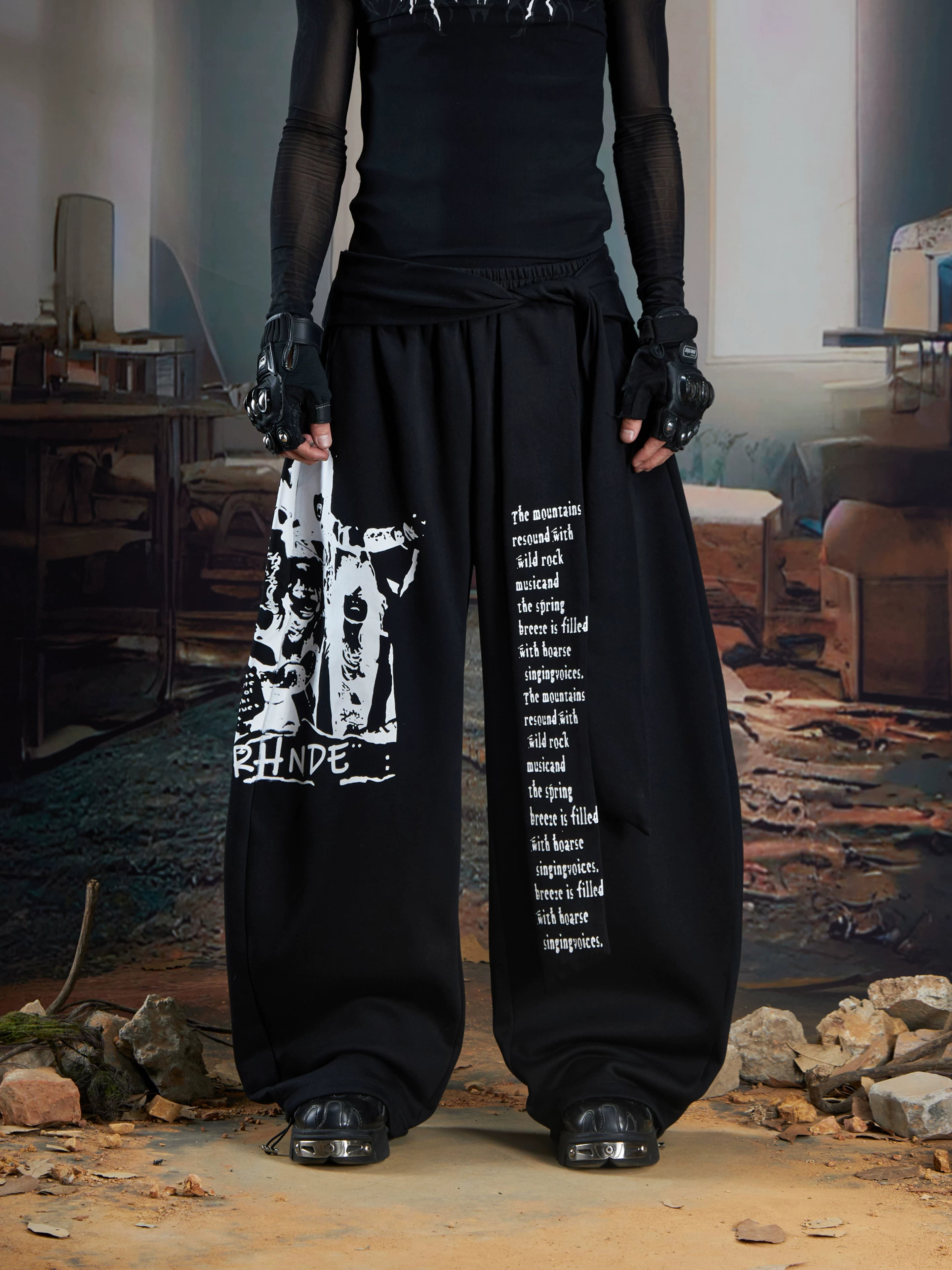 Manifest Verse Draped Panel Joggers