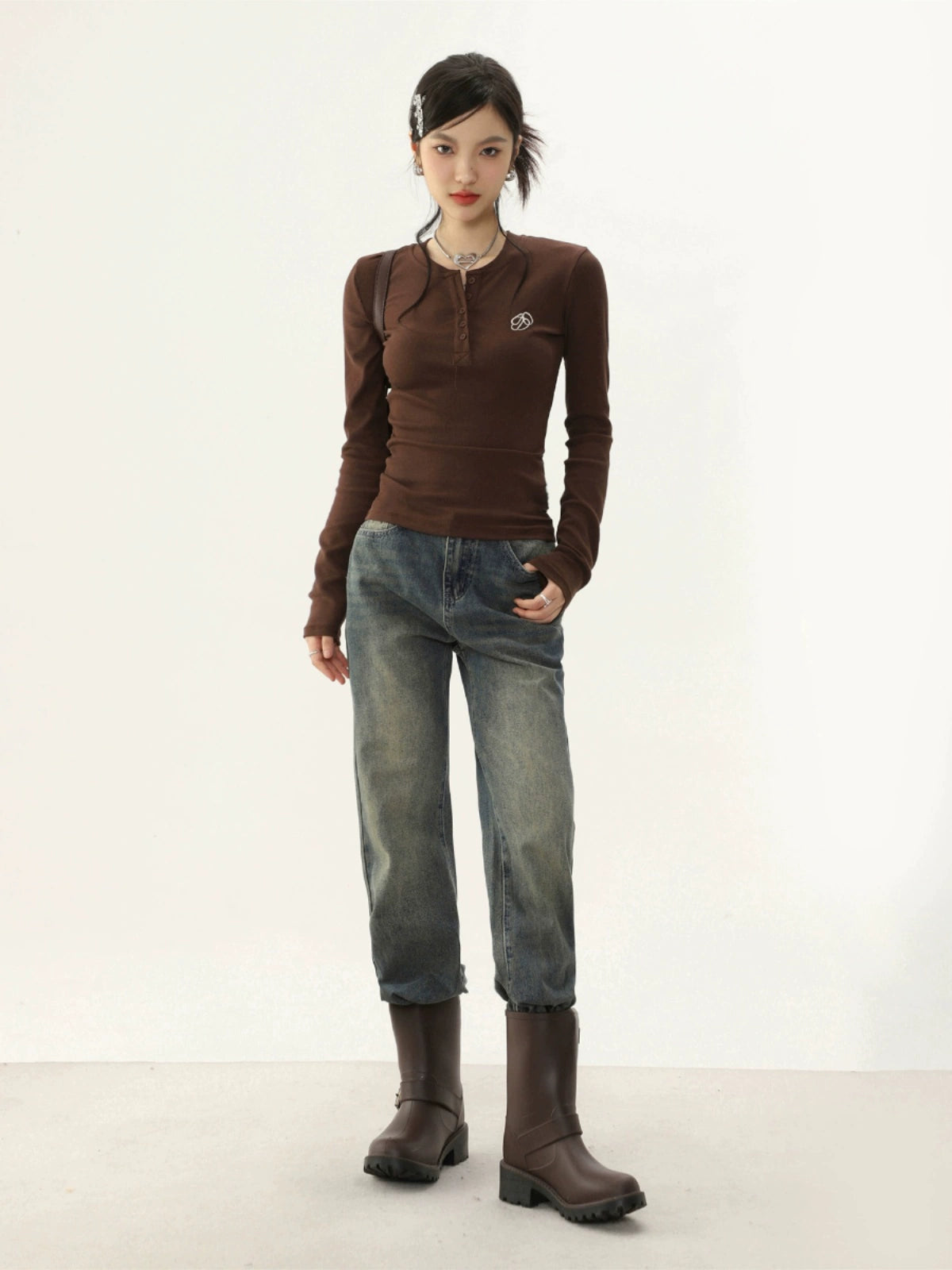 버튼 하프 오픈 칼라 레귤러 숄더 베이스 티셔츠