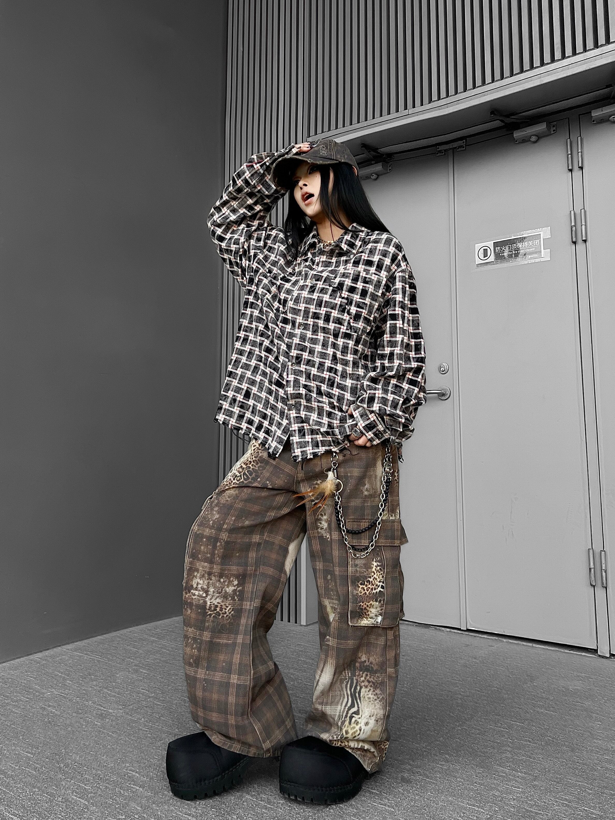 Men's Leopard Plaid Curved-Leg Cargo Pants