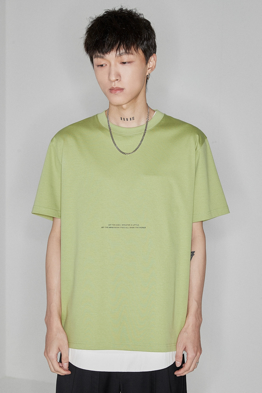 TEE estándar de impresión de letra de bloque de color