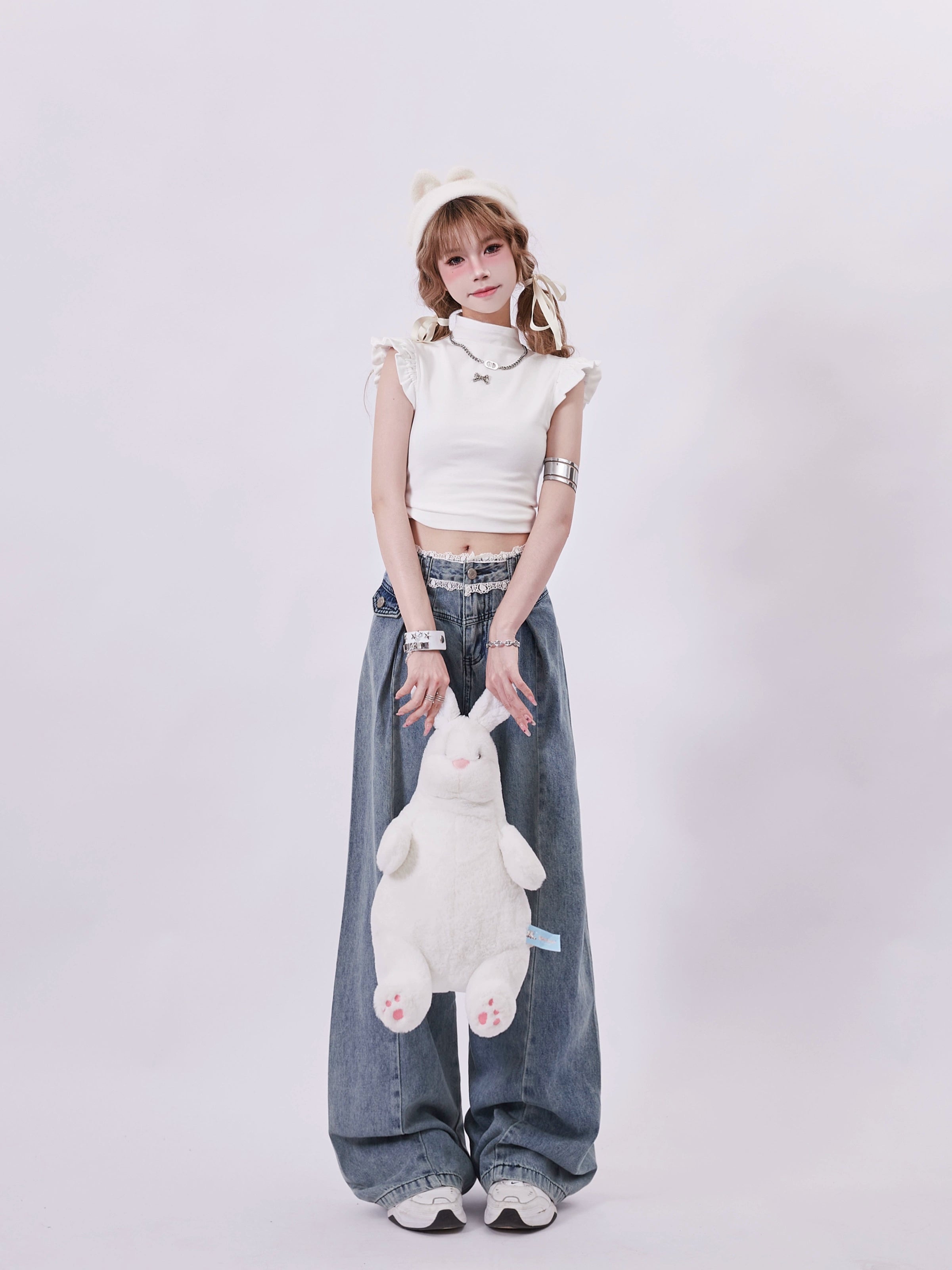 Ruffle Sleeve Top with Bow Pin Detail