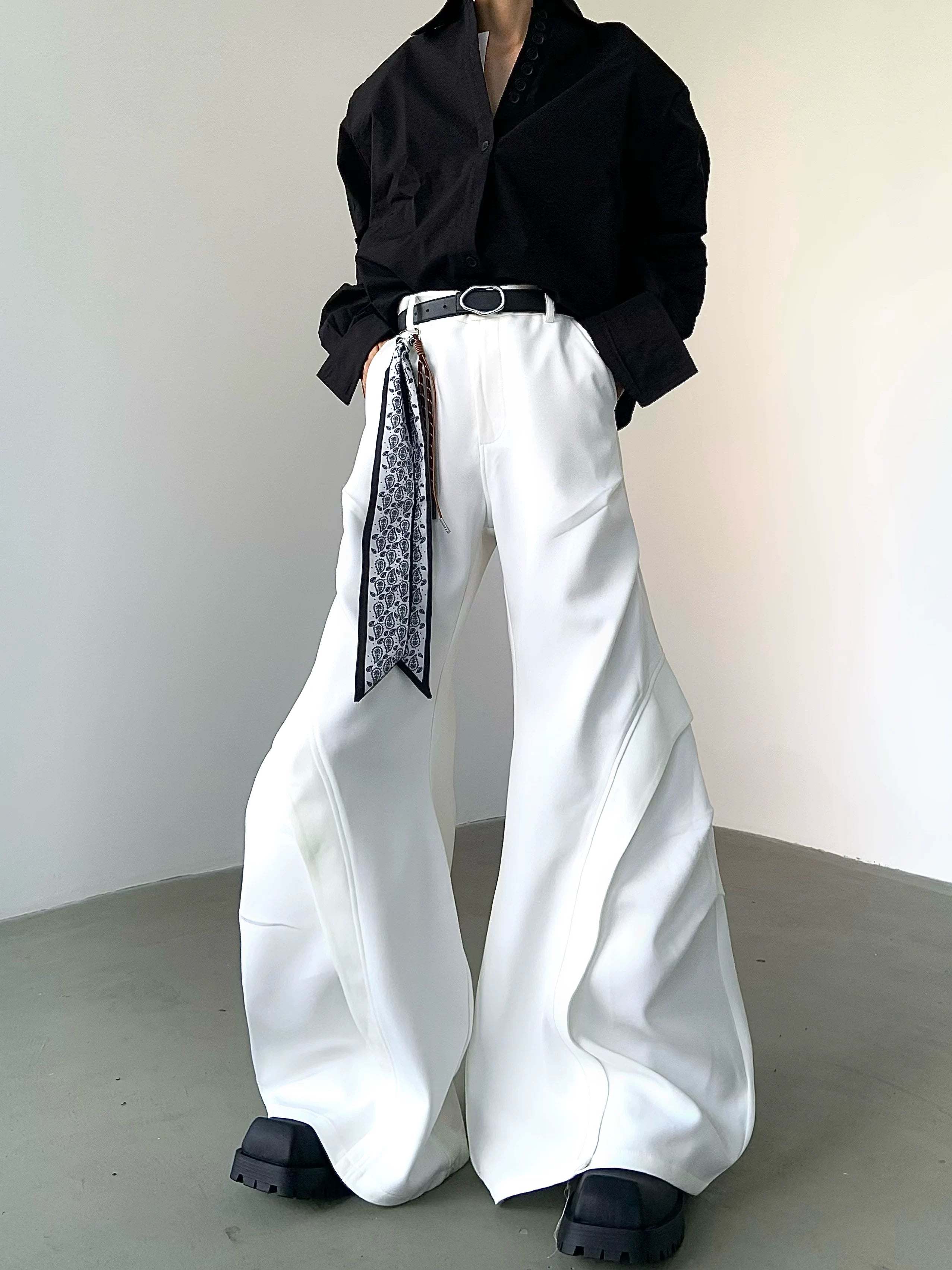 Sculpted Eclipse Flare Trousers