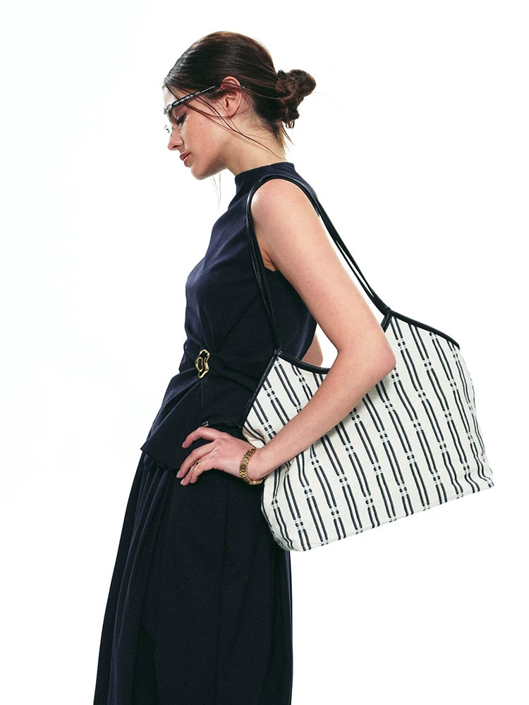Gathered Buckle Ring Sleeveless Top