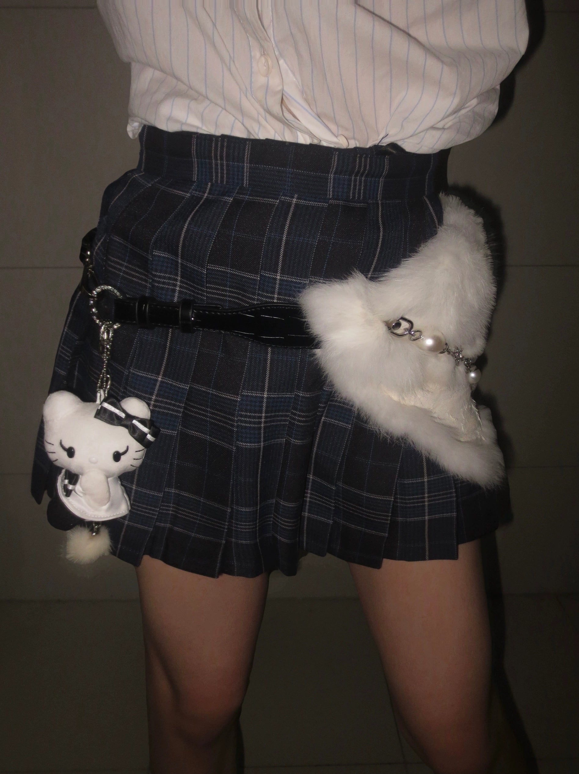 White Rabbit Fur Pearl Chain Belt