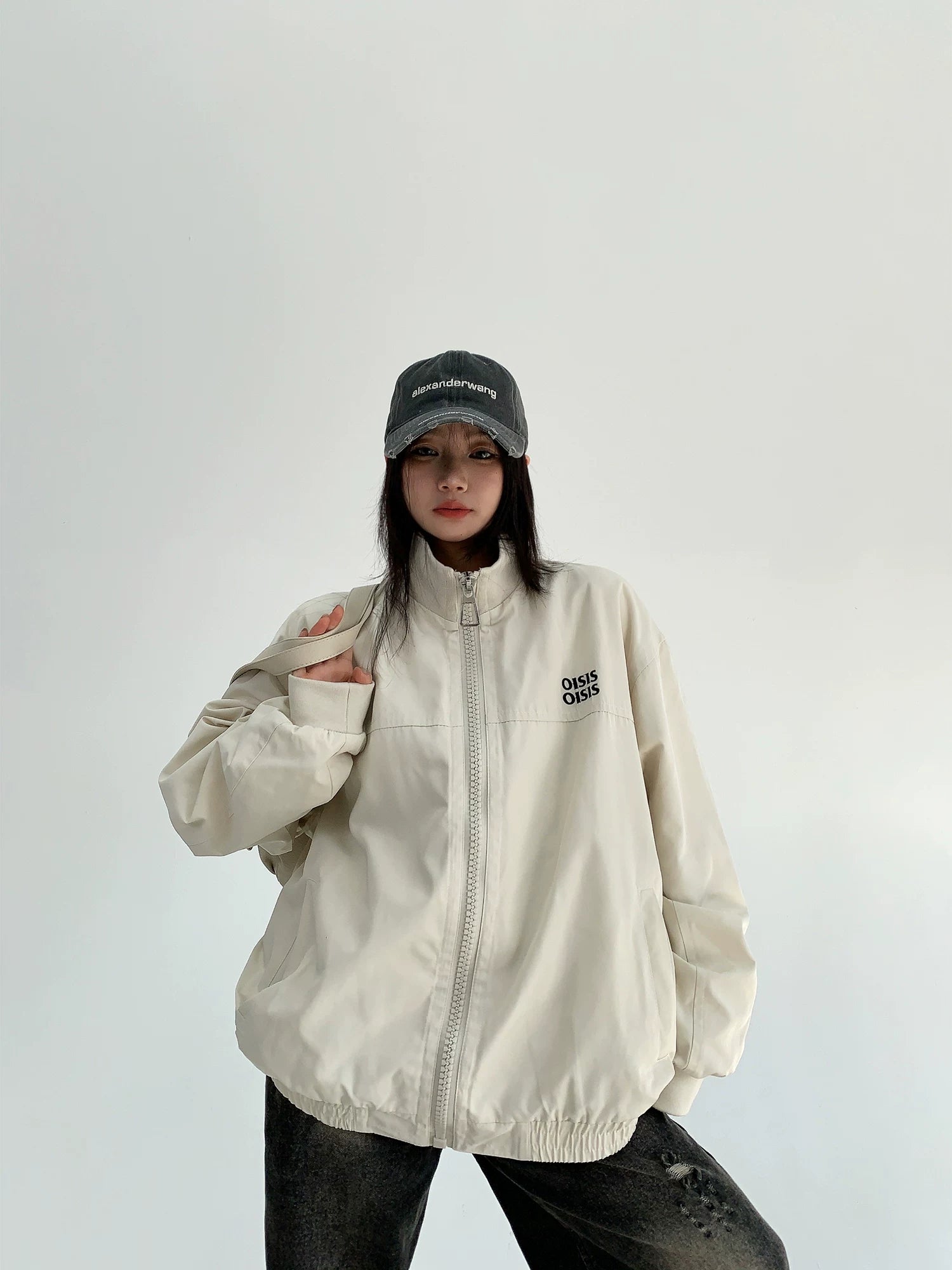 Oisis Cloud Windbreaker Jacket