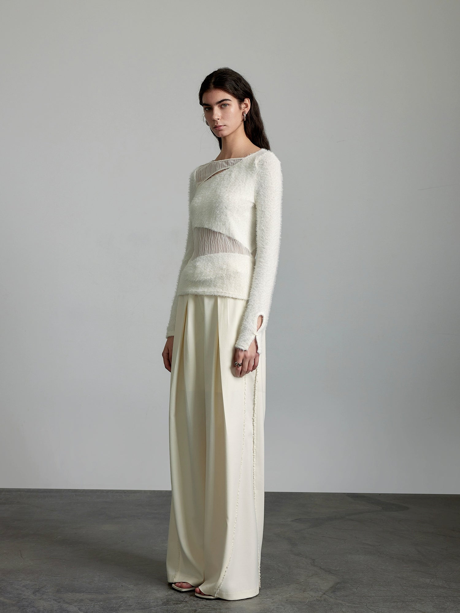 와이드 레그 크림 팬츠