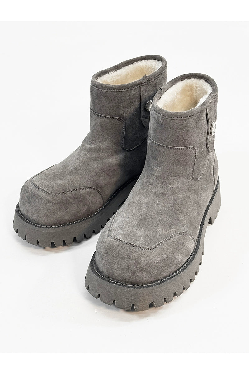 Chunky Suede Winter-Ready Boots