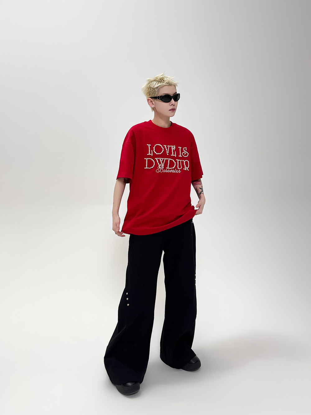Love Is Dydup Pearl Lettering Tee