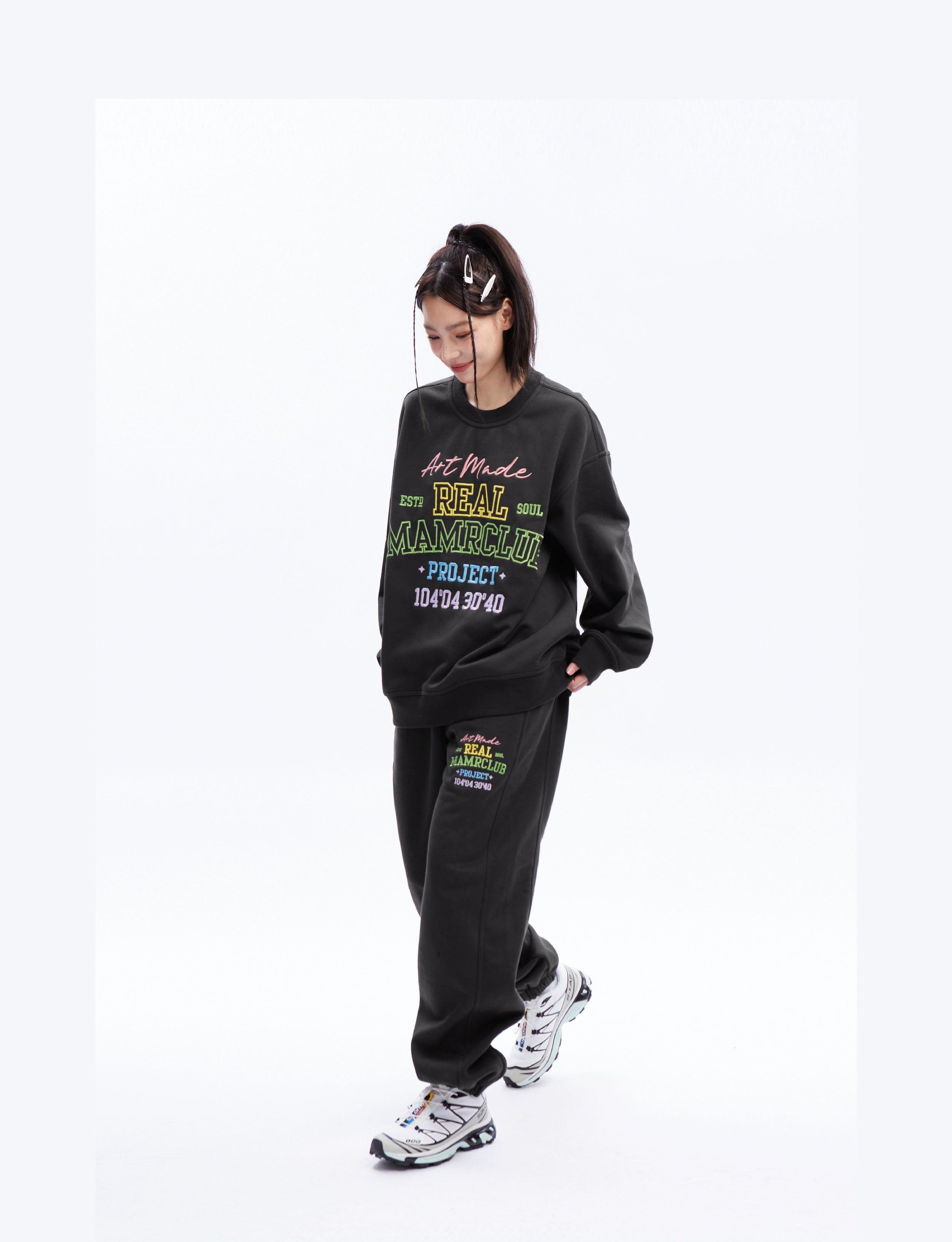Juego de ropa deportiva redonda