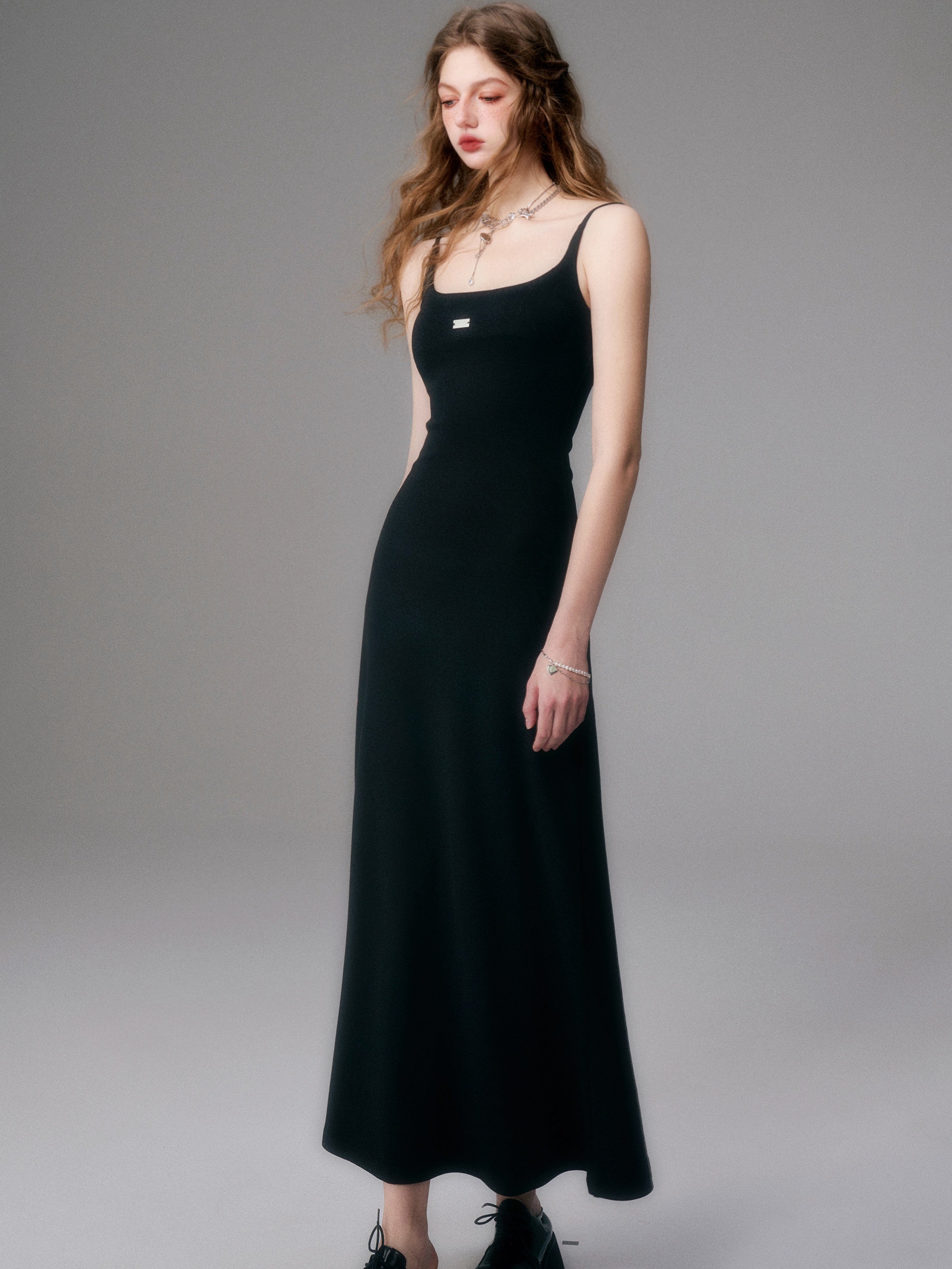 Sleek Noir Maxi Dress - chiclara