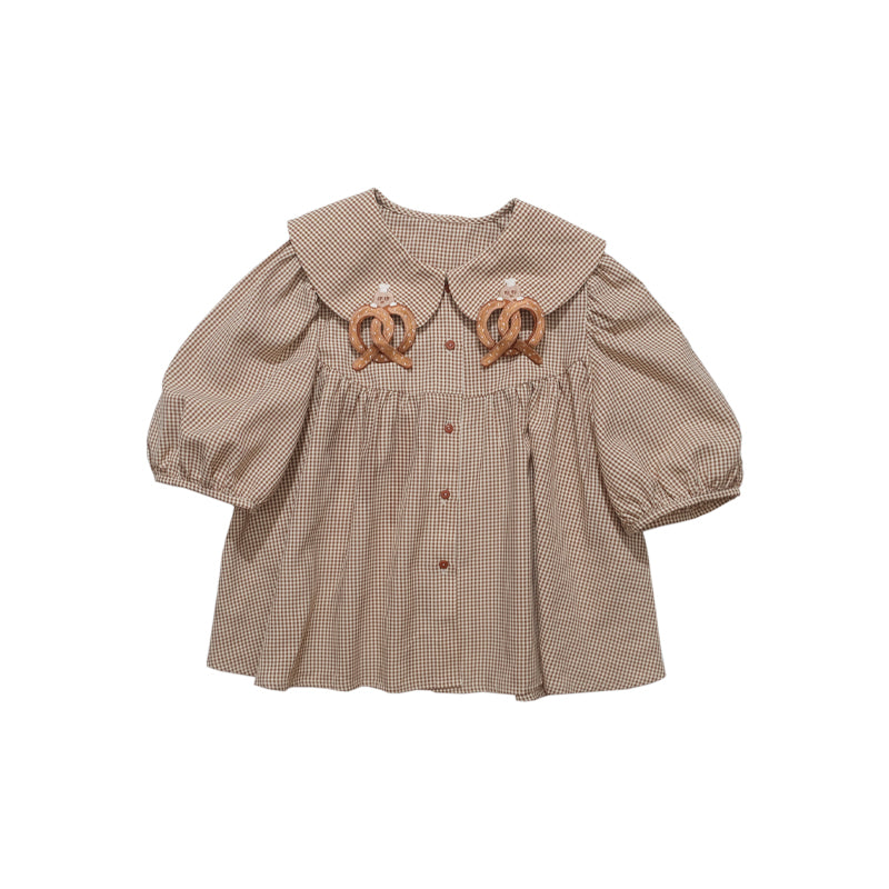 Gingham Pretzel Collar Button Blouse
