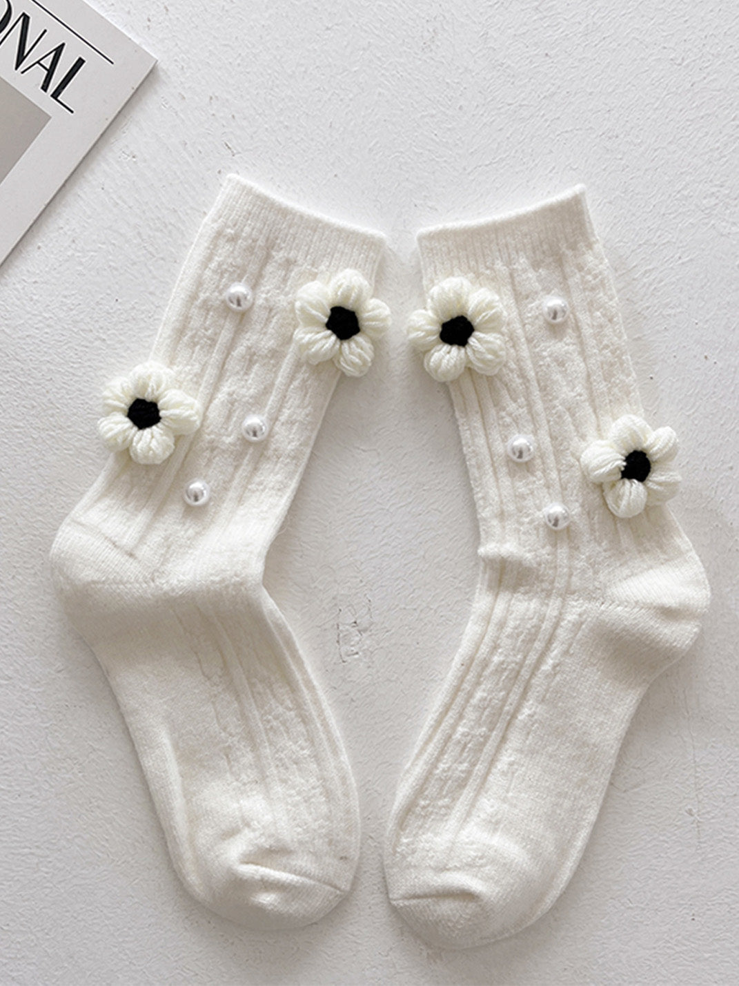 Flower Pearl Mid-calf Socks